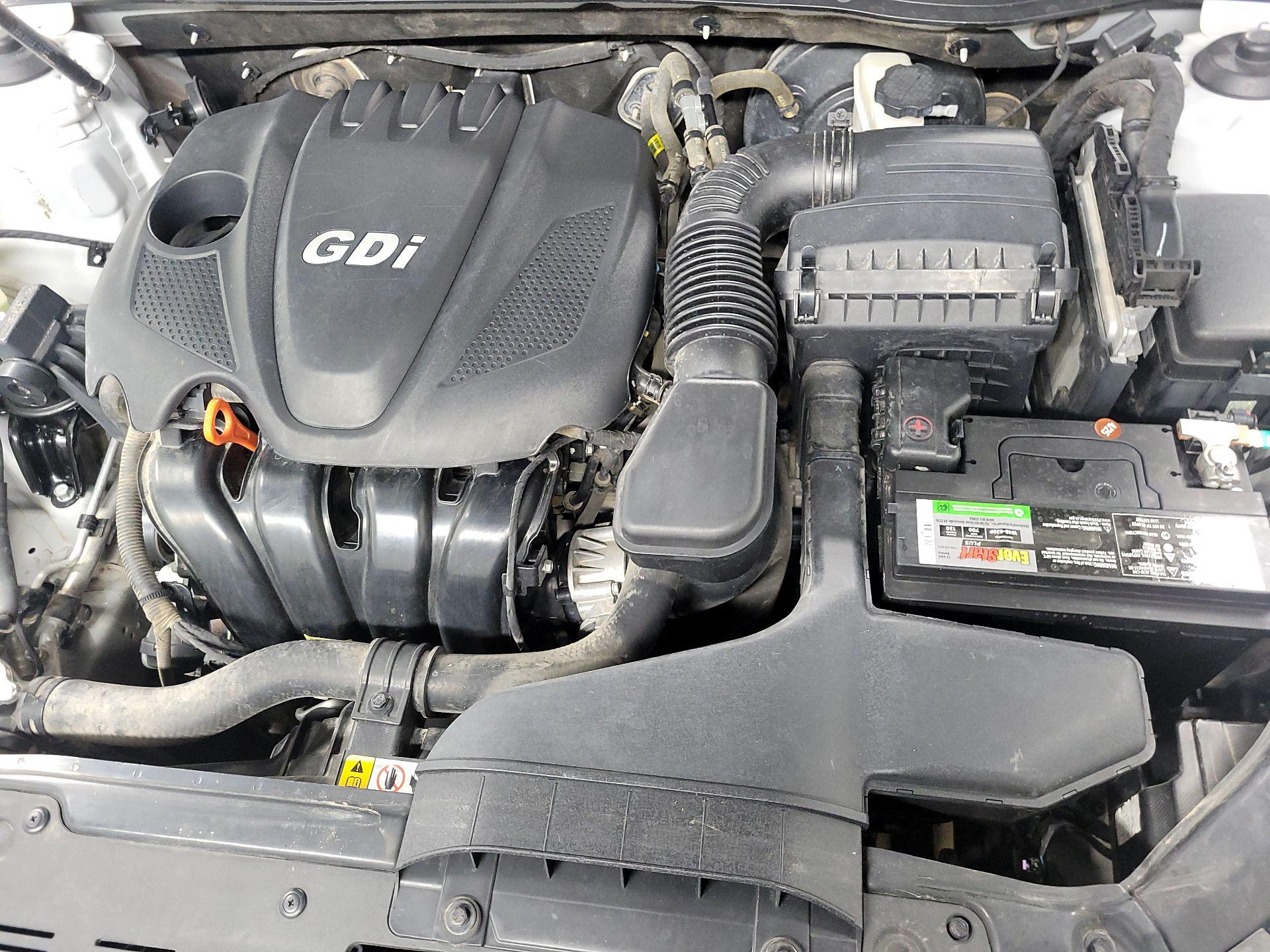 Thumbnail: 2014 Kia Optima - 19