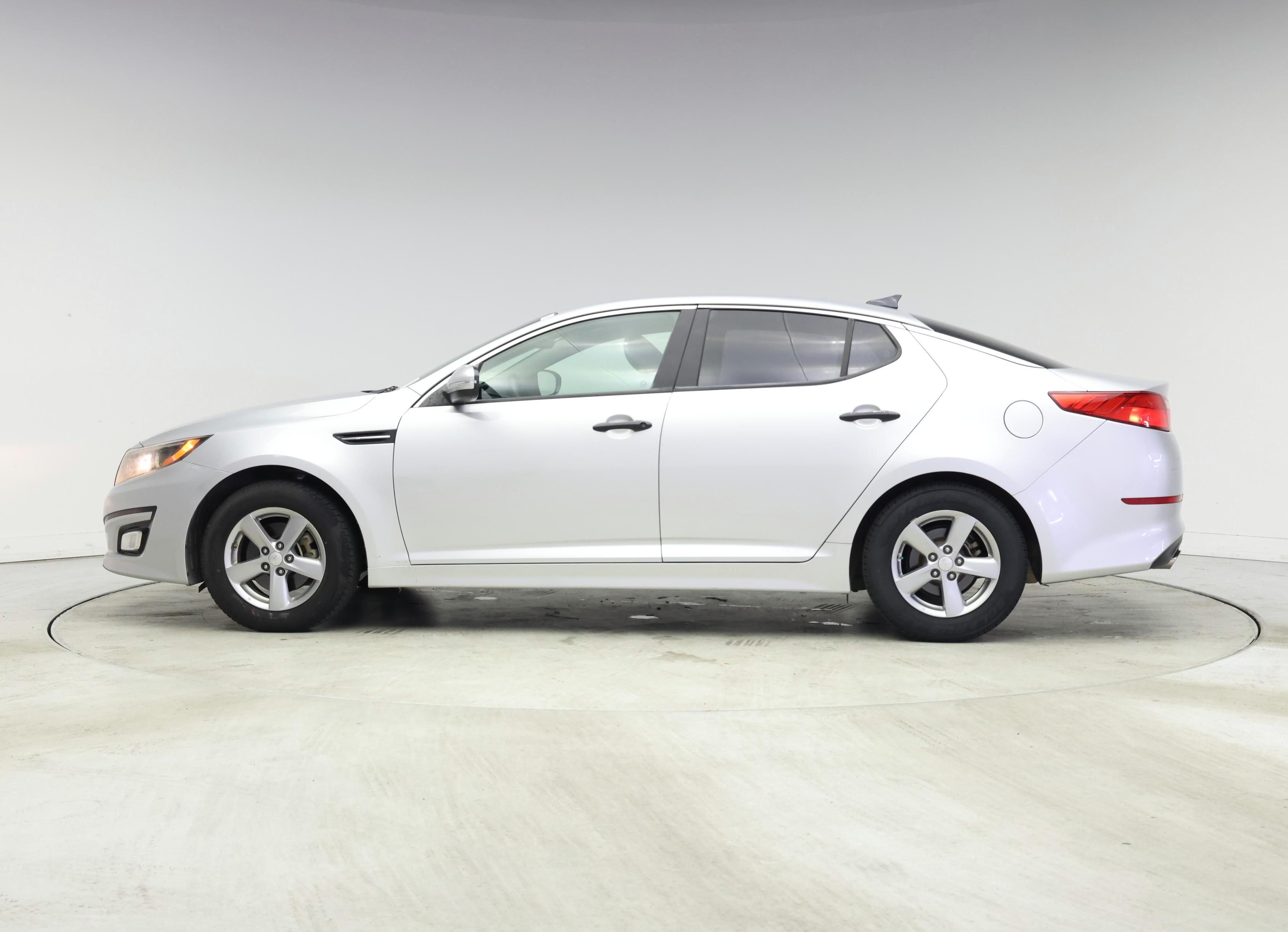 Thumbnail: 2014 Kia Optima - 3