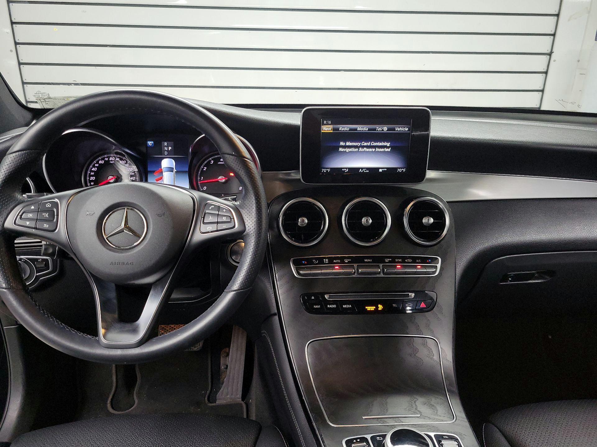 Thumbnail: 2019 Mercedes-Benz GLC - 9