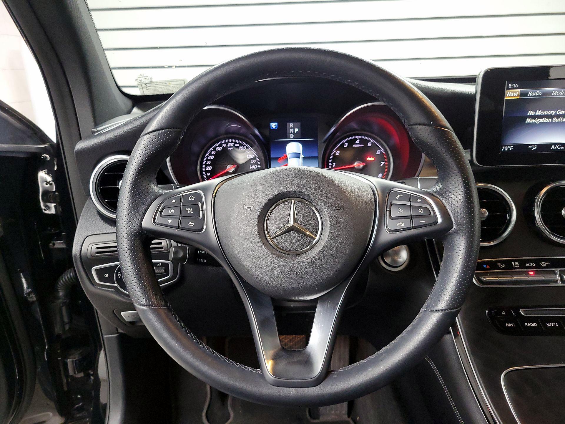 Thumbnail: 2019 Mercedes-Benz GLC - 10