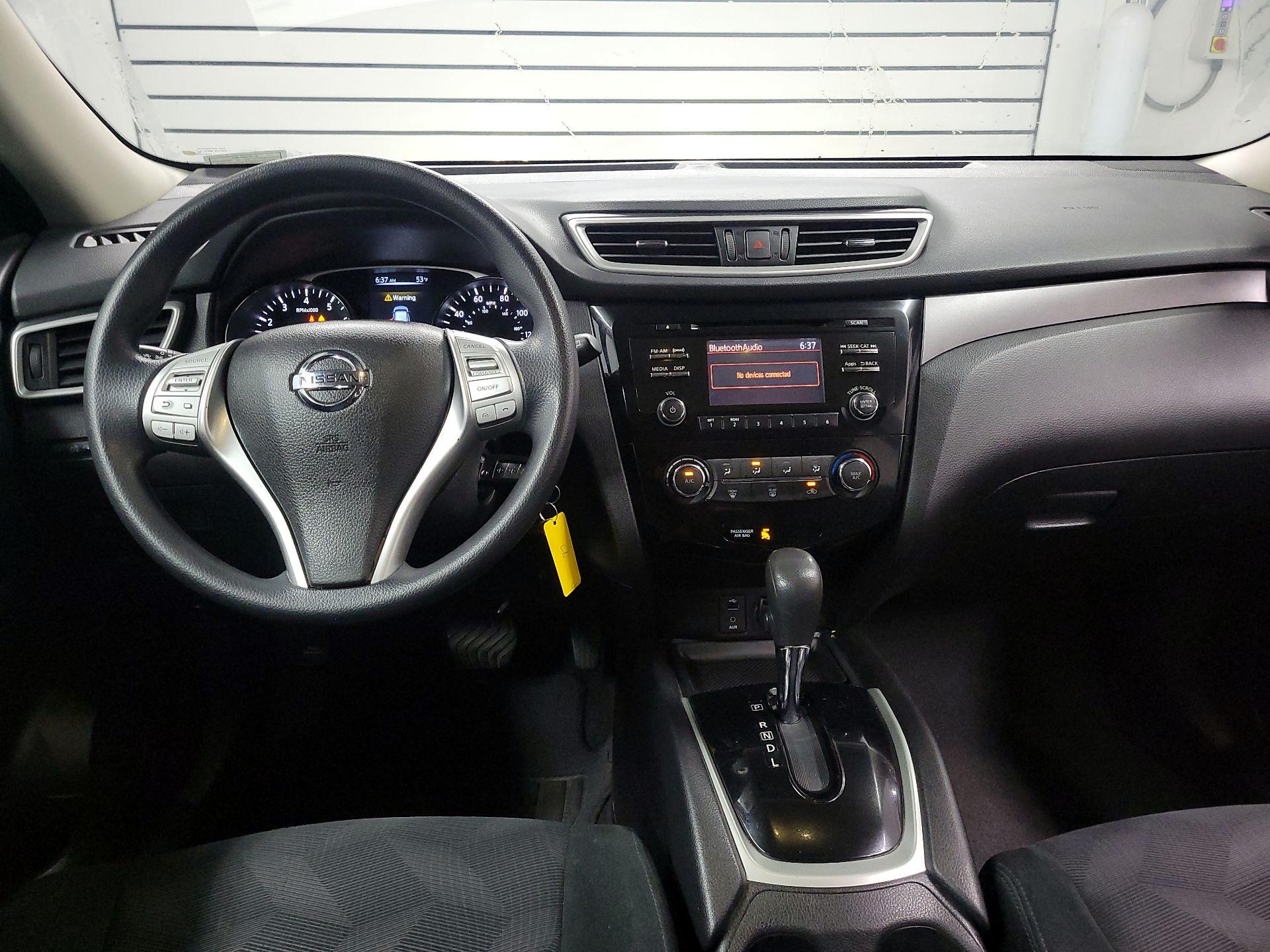 Thumbnail: 2016 Nissan Rogue - 9