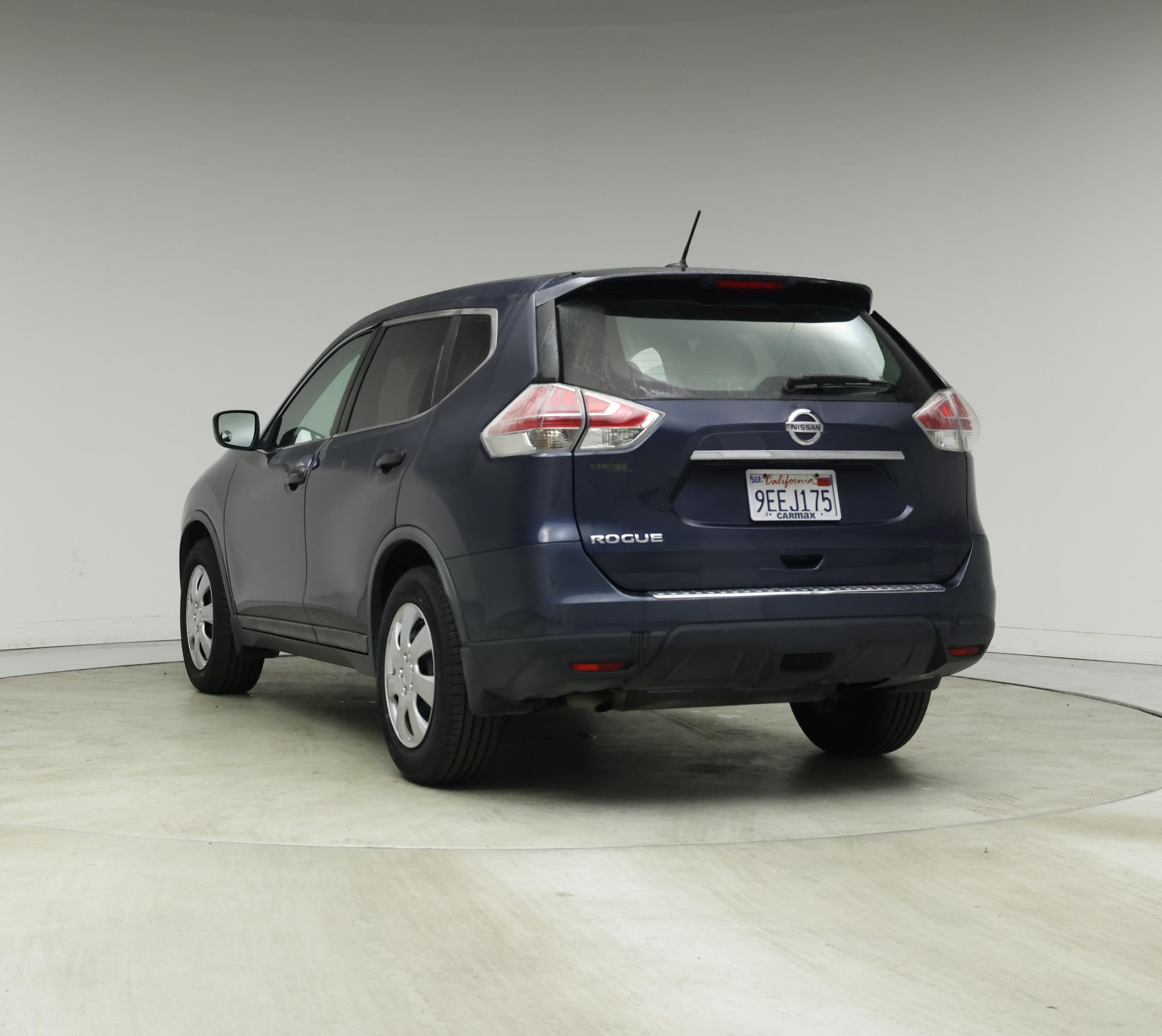 Thumbnail: 2016 Nissan Rogue - 2