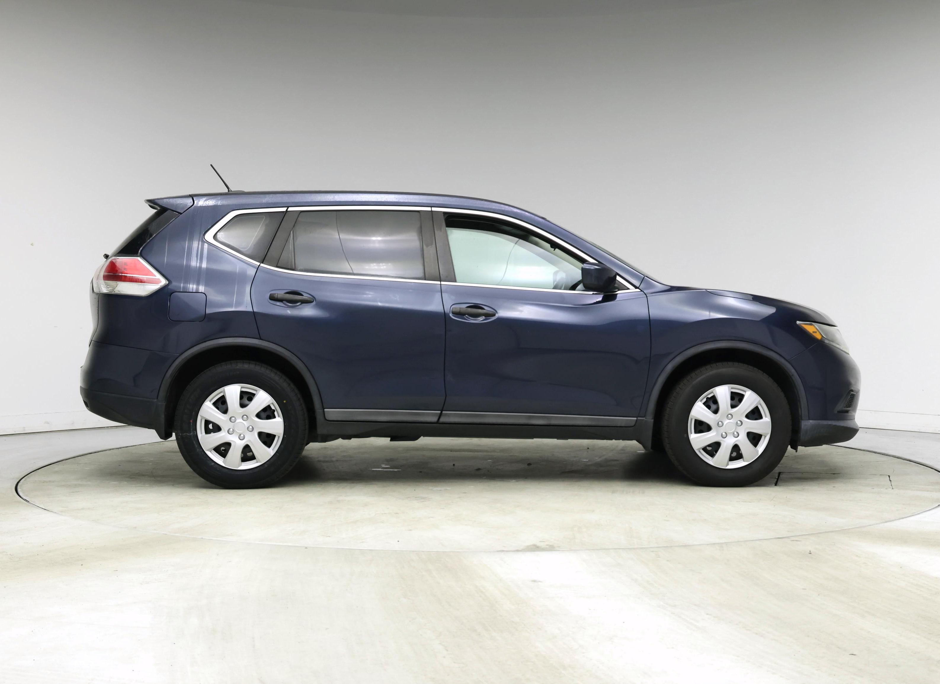 Thumbnail: 2016 Nissan Rogue - 7