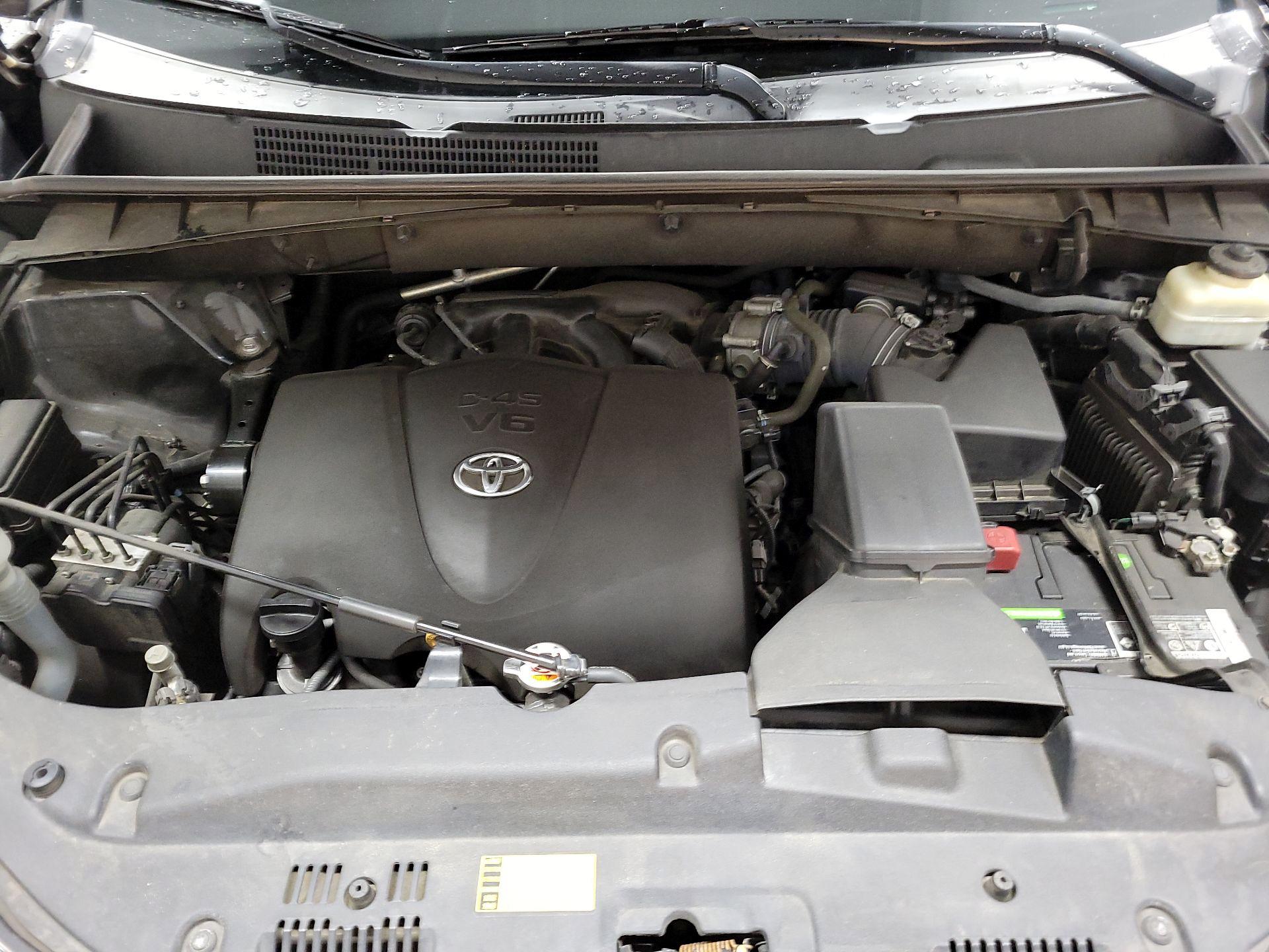 Thumbnail: 2018 Toyota Highlander - 19