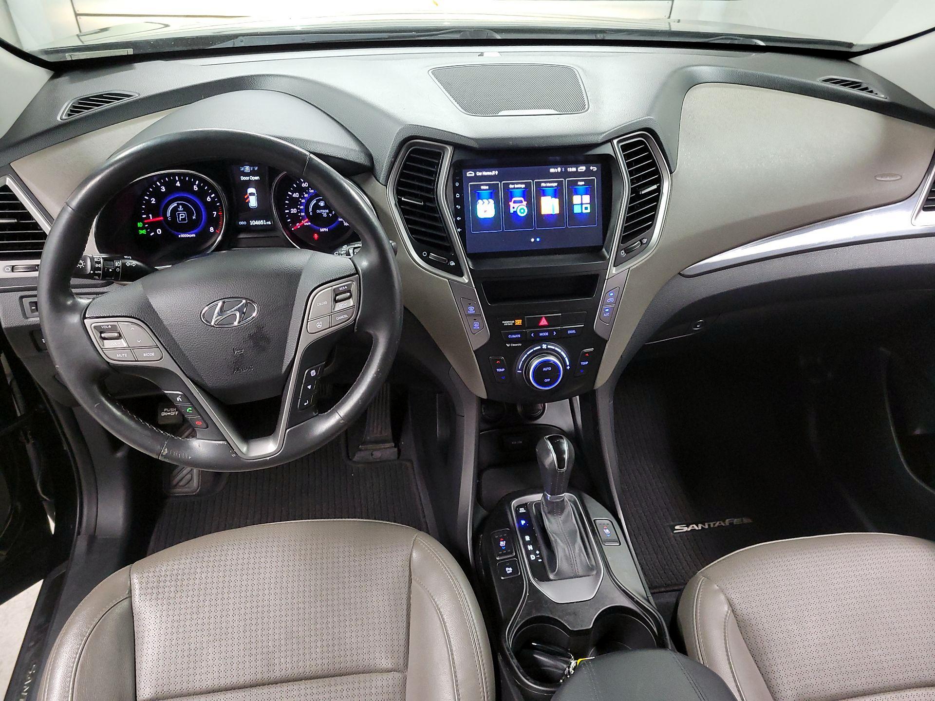 Thumbnail: 2015 Hyundai Santa Fe - 9