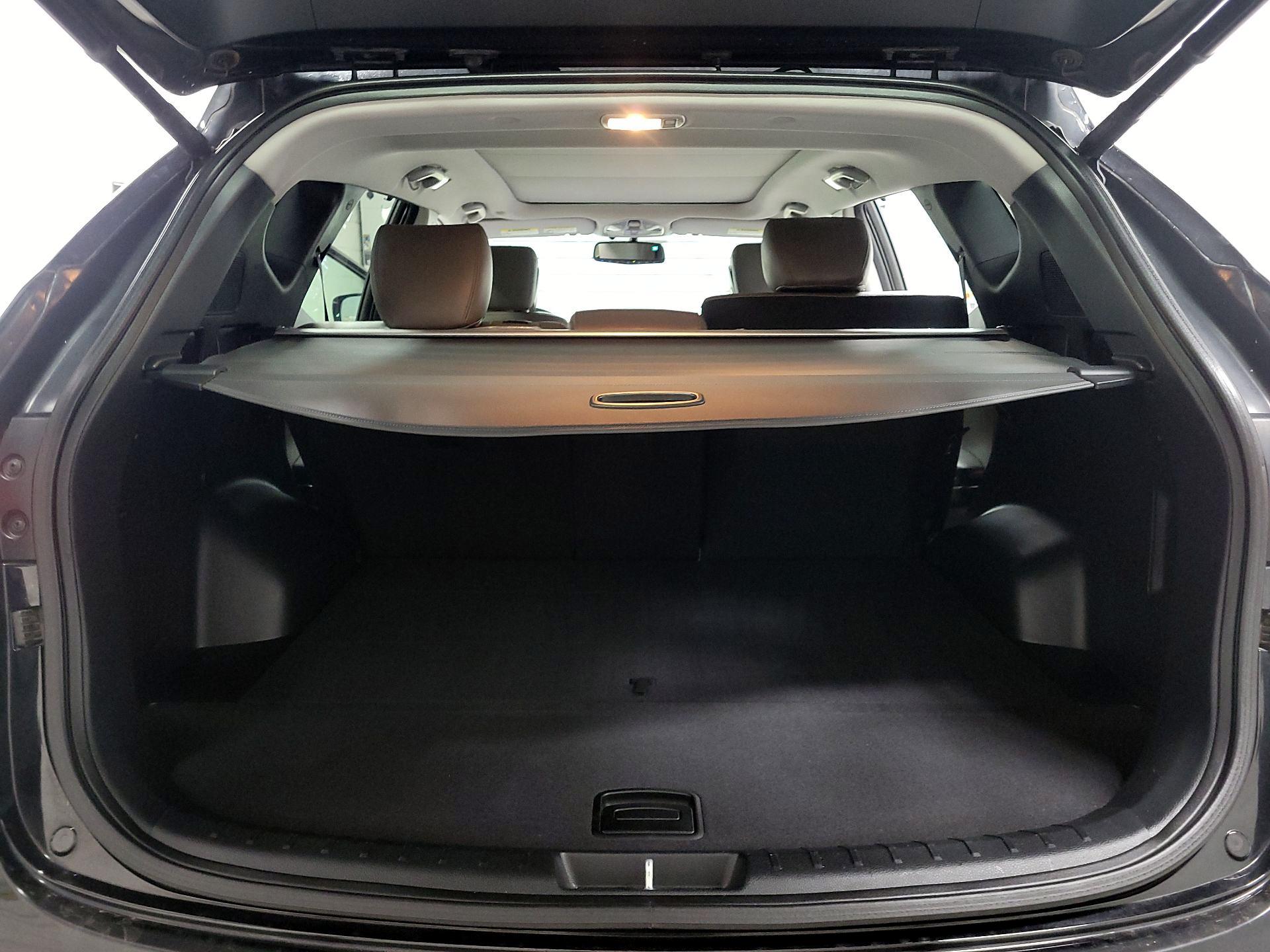 Thumbnail: 2015 Hyundai Santa Fe - 18