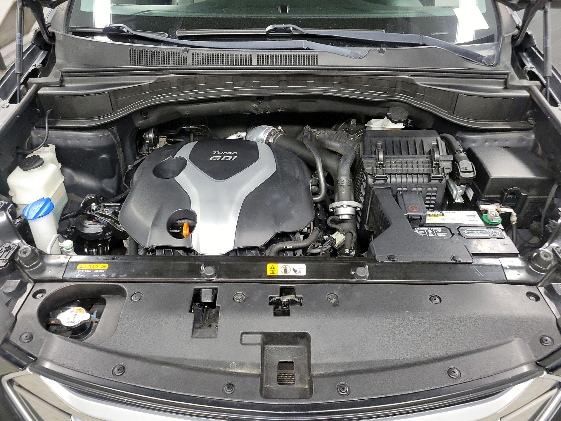 Thumbnail: 2015 Hyundai Santa Fe - 19