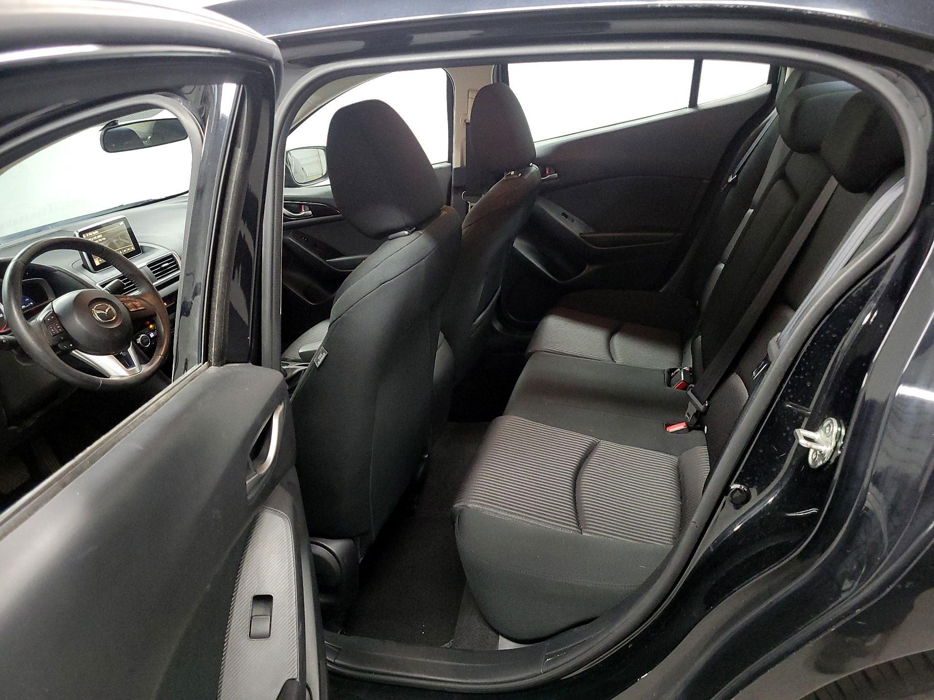 Thumbnail: 2014 Mazda Mazda3 - 18