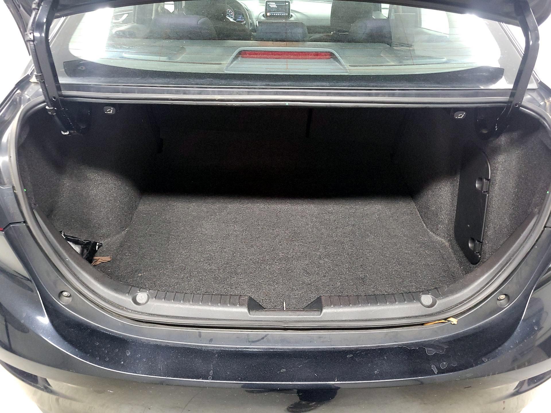 Thumbnail: 2014 Mazda Mazda3 - 19