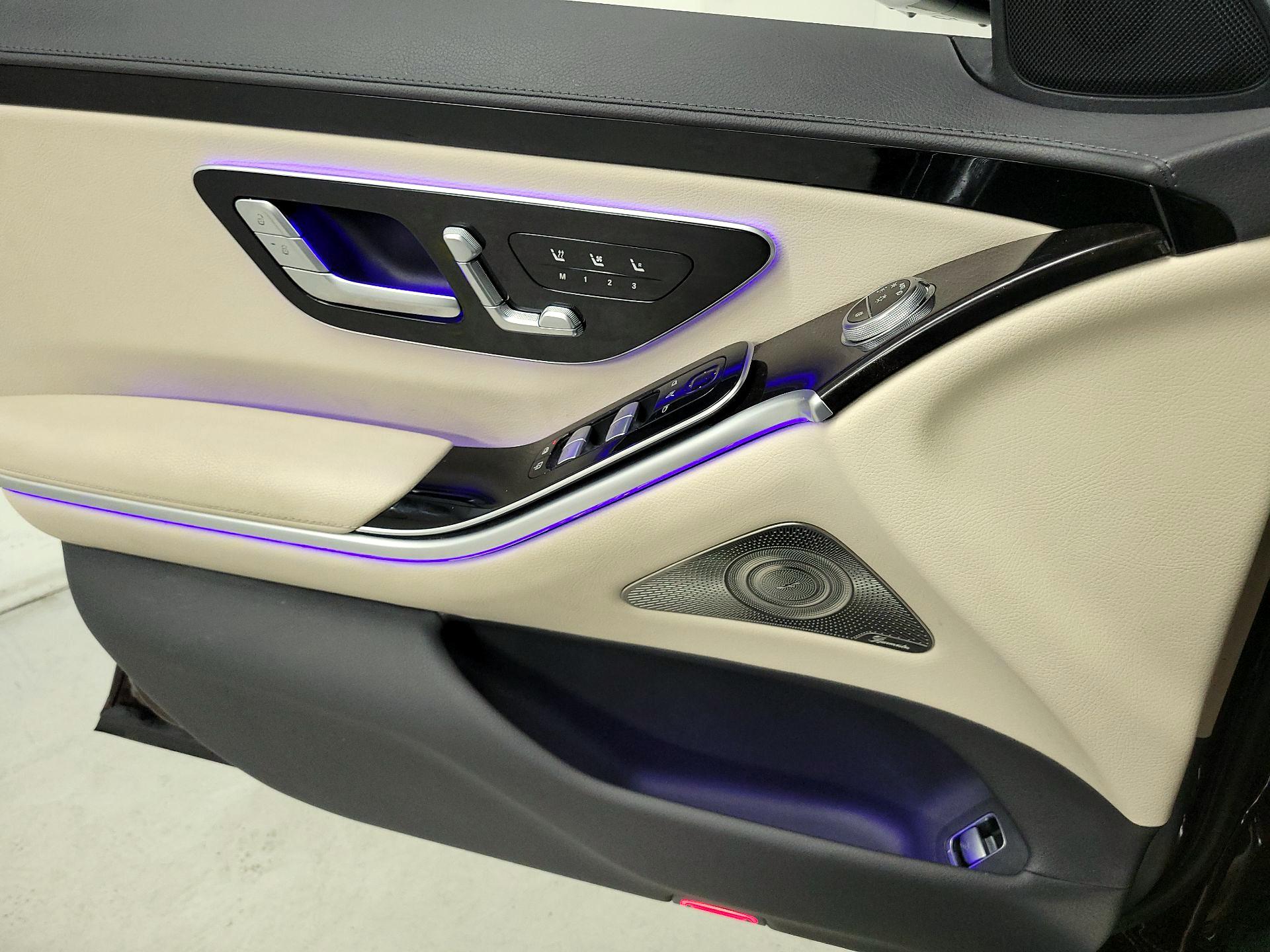 Thumbnail: 2022 Mercedes-Benz S-Class - 12