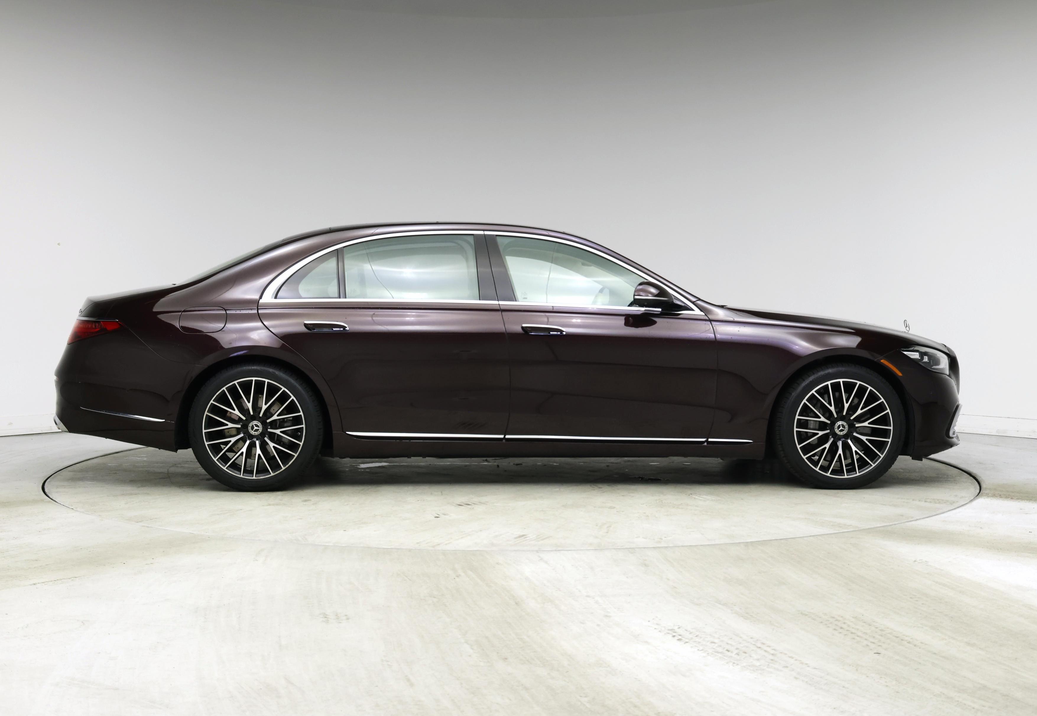 Thumbnail: 2022 Mercedes-Benz S-Class - 7