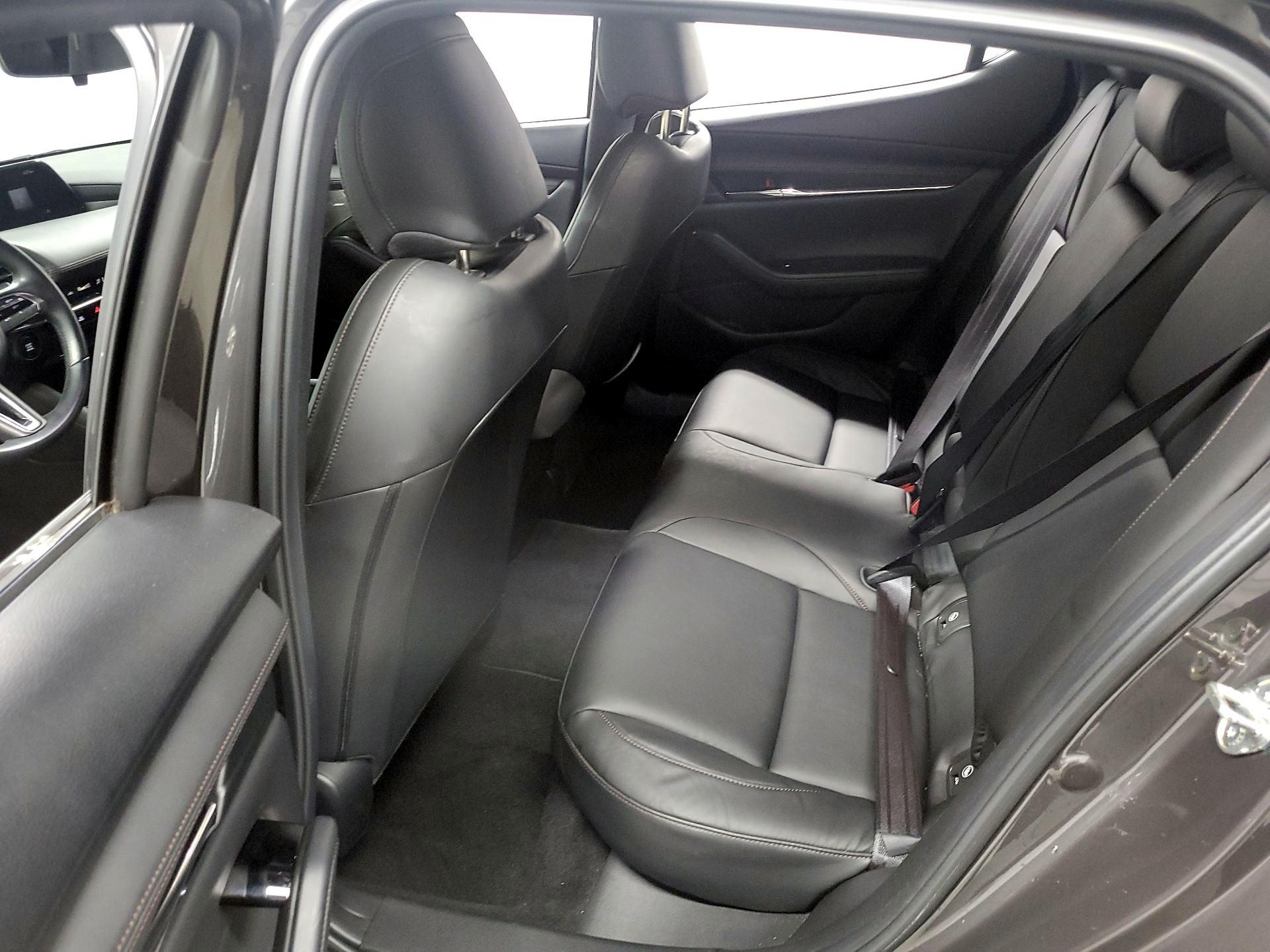 Thumbnail: 2019 Mazda Mazda3 - 18