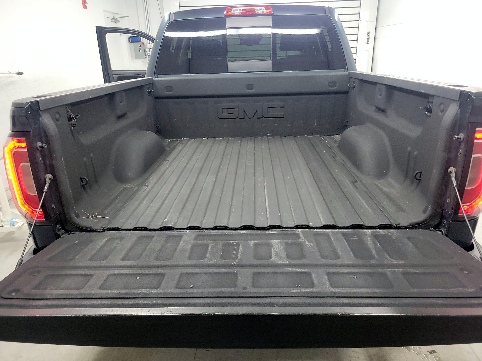 Thumbnail: 2017 GMC Sierra 1500 - 19
