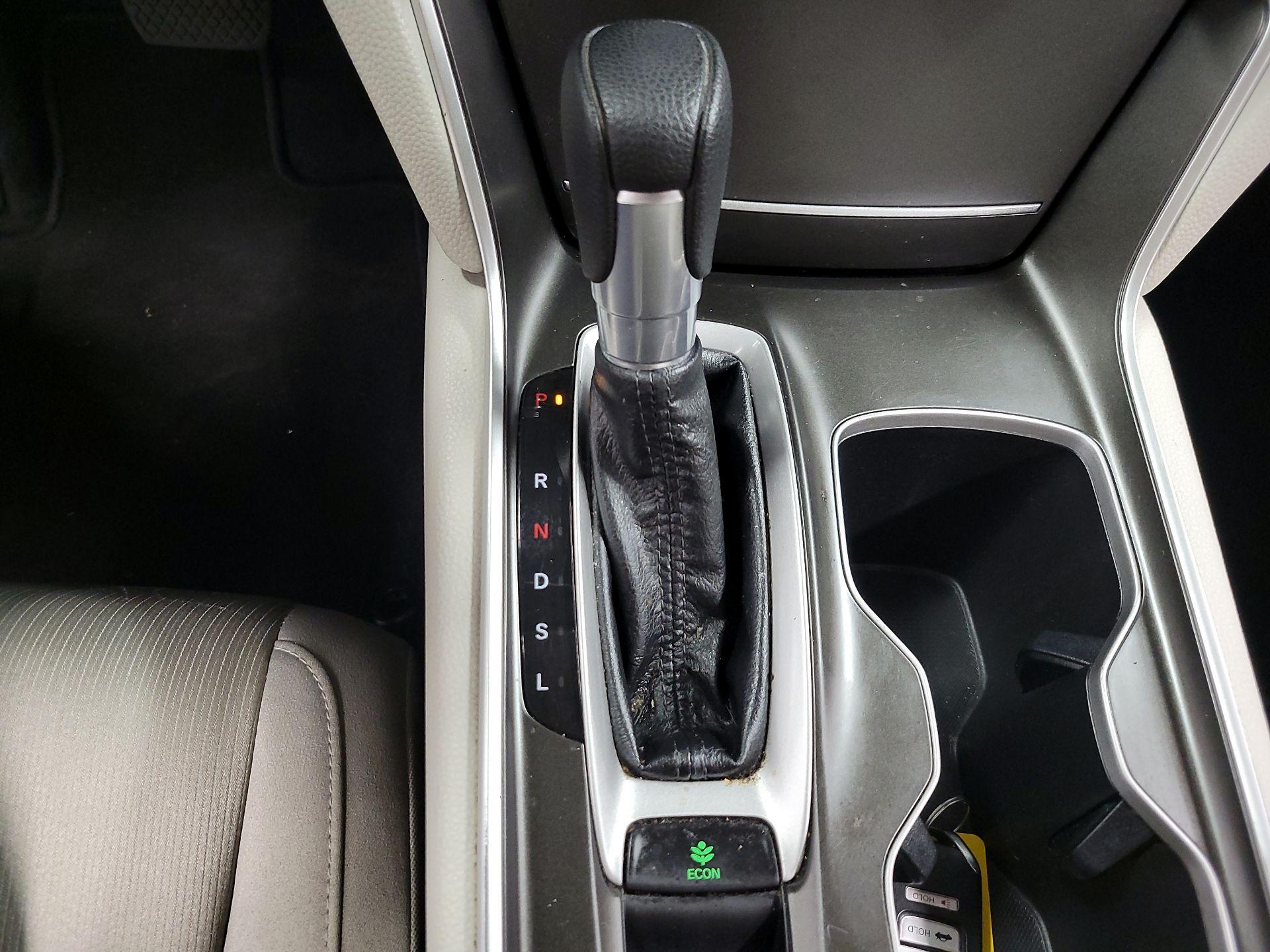 Thumbnail: 2019 Honda Accord - 17