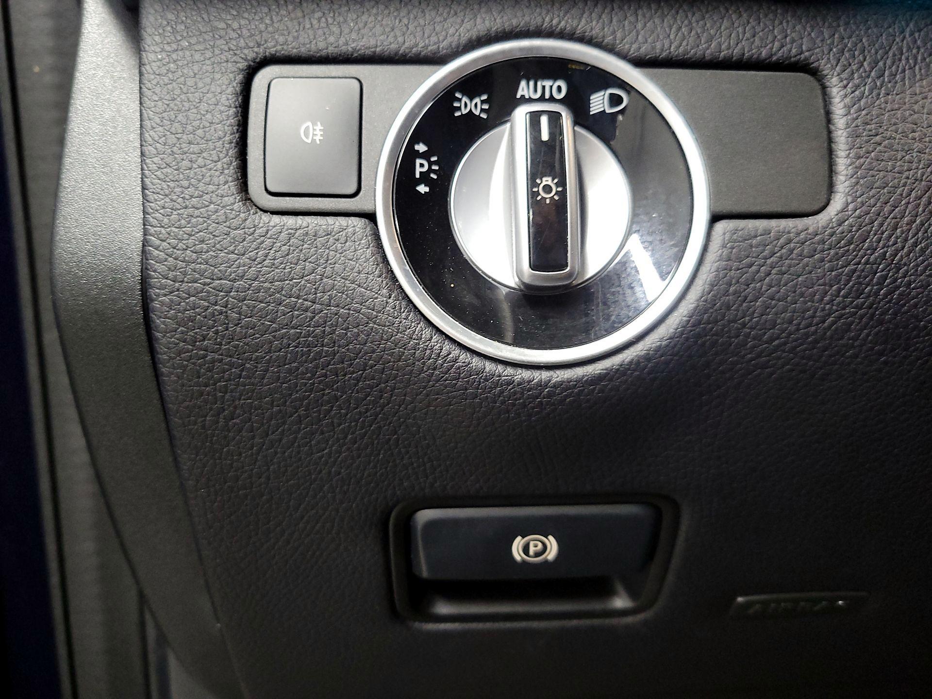 Thumbnail: 2017 Mercedes-Benz GLE - 13