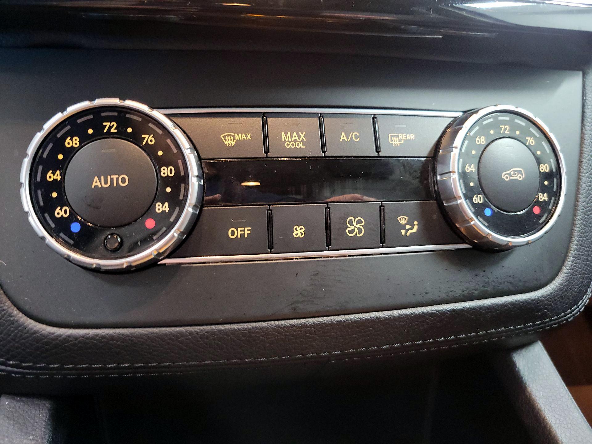 Thumbnail: 2017 Mercedes-Benz GLE - 17