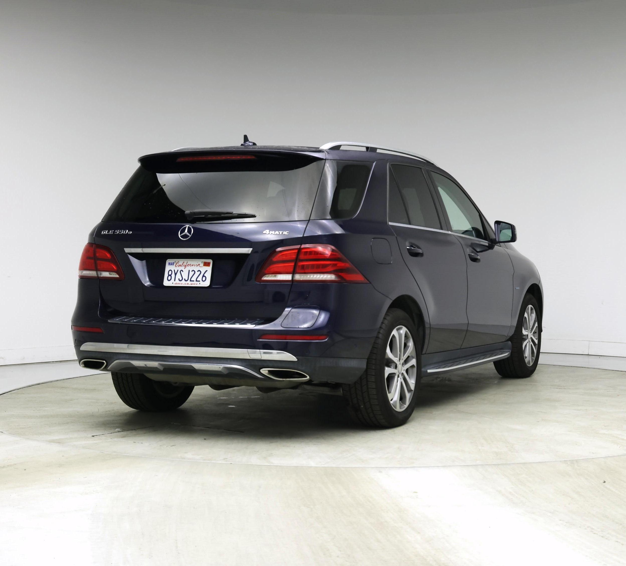 Thumbnail: 2017 Mercedes-Benz GLE - 8