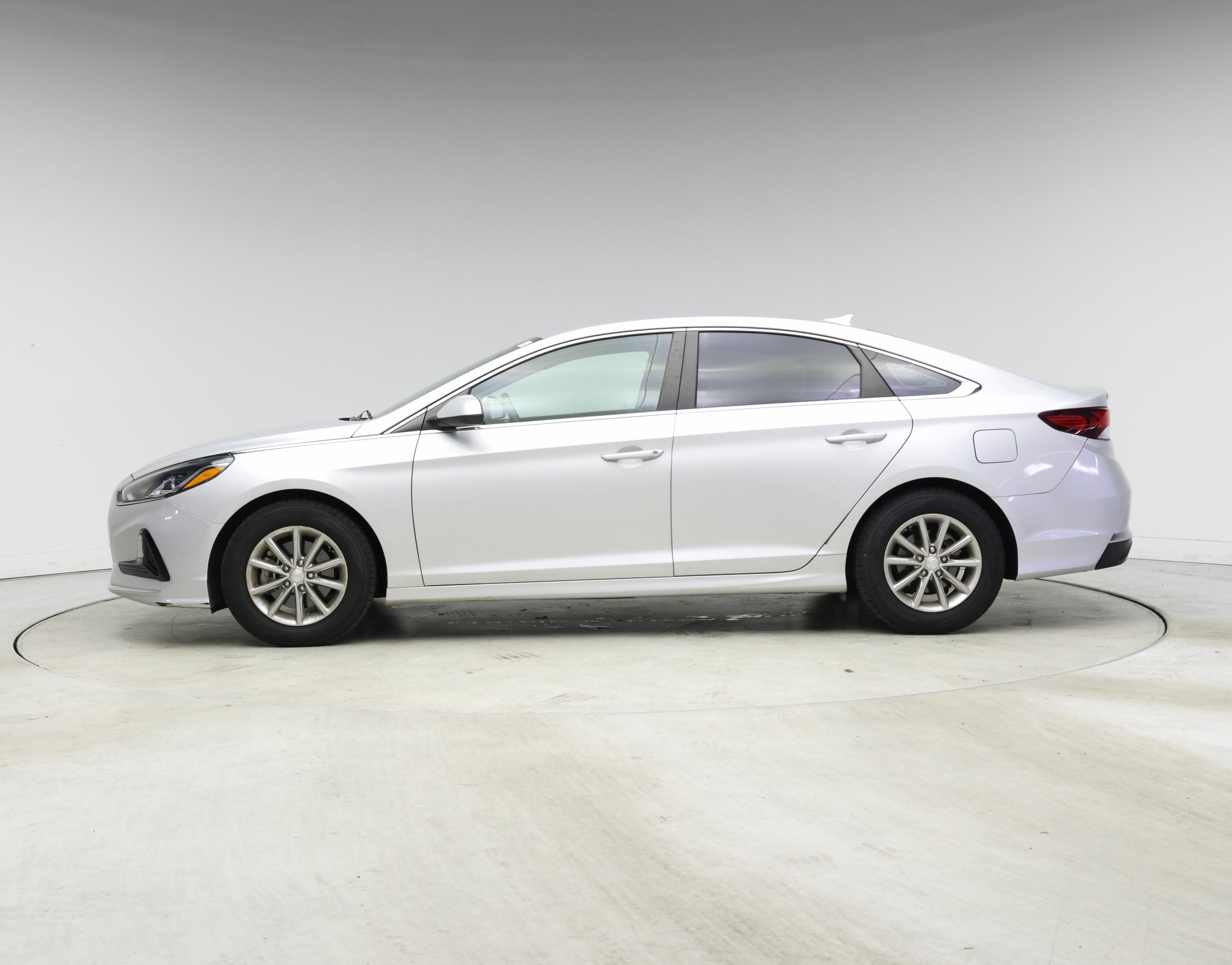 Thumbnail: 2019 Hyundai Sonata - 3