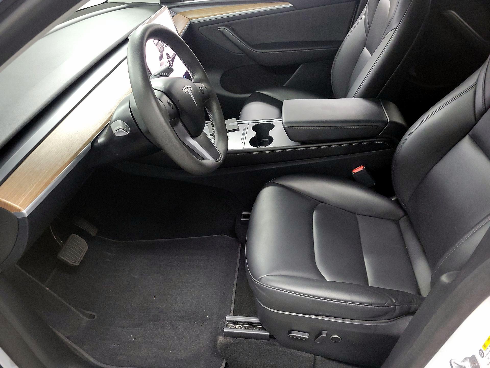 Thumbnail: 2023 Tesla Model Y - 11