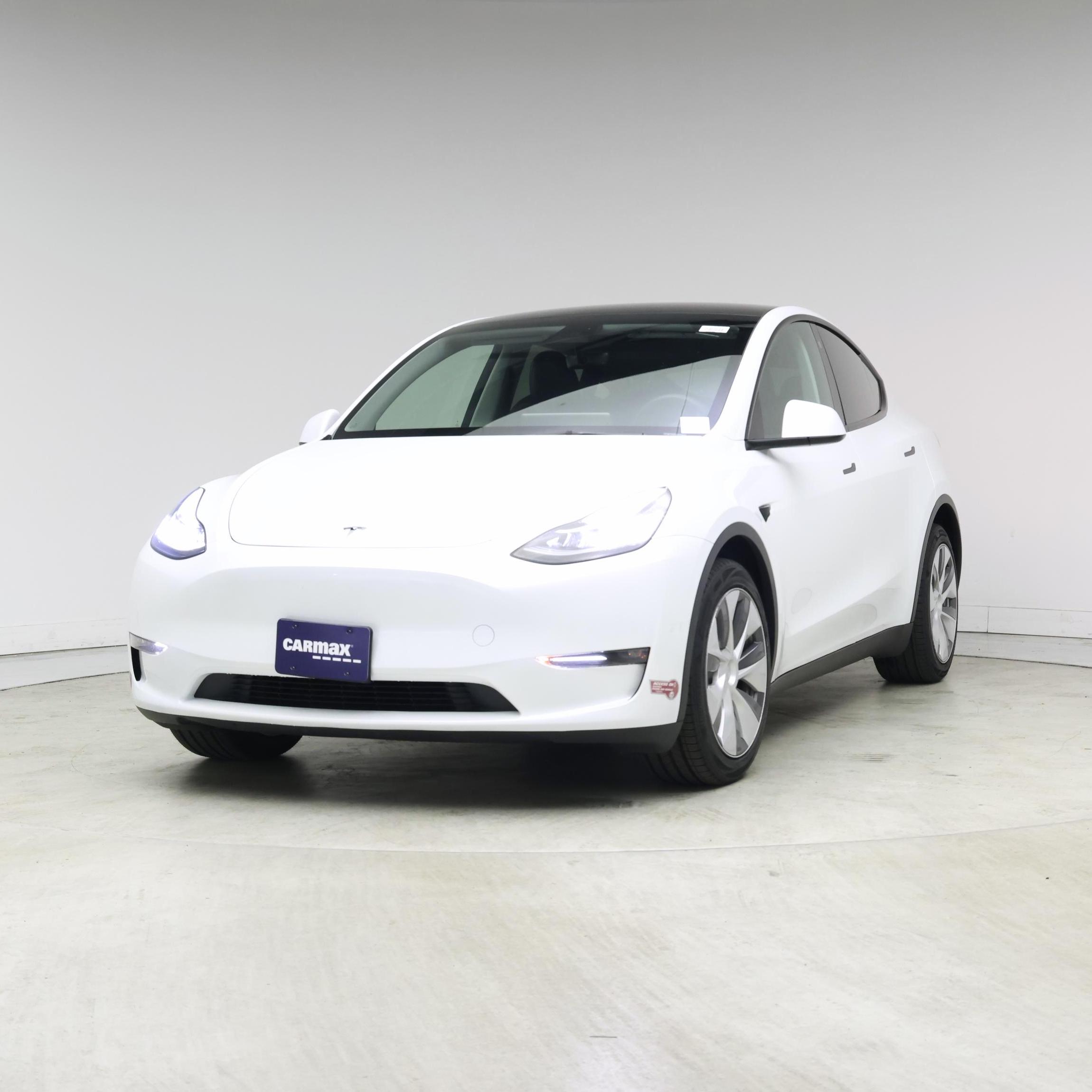 Thumbnail: 2023 Tesla Model Y - 4