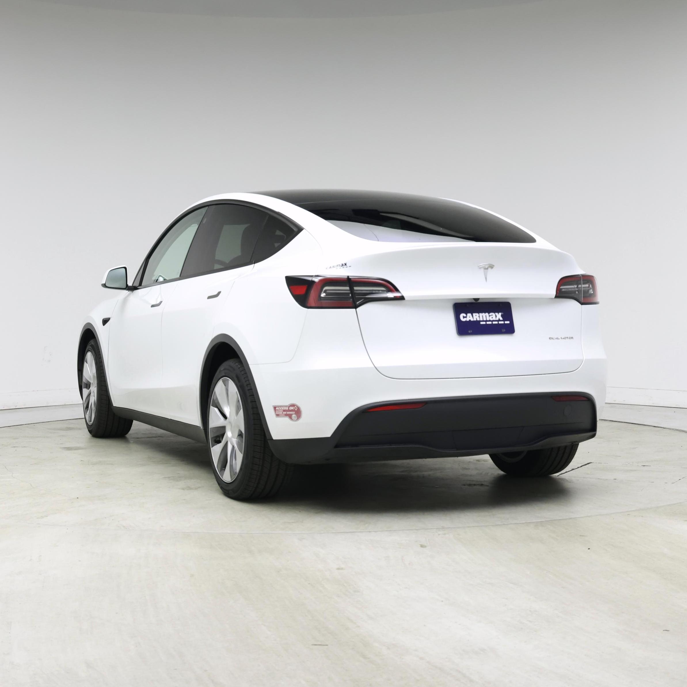 Thumbnail: 2023 Tesla Model Y - 6