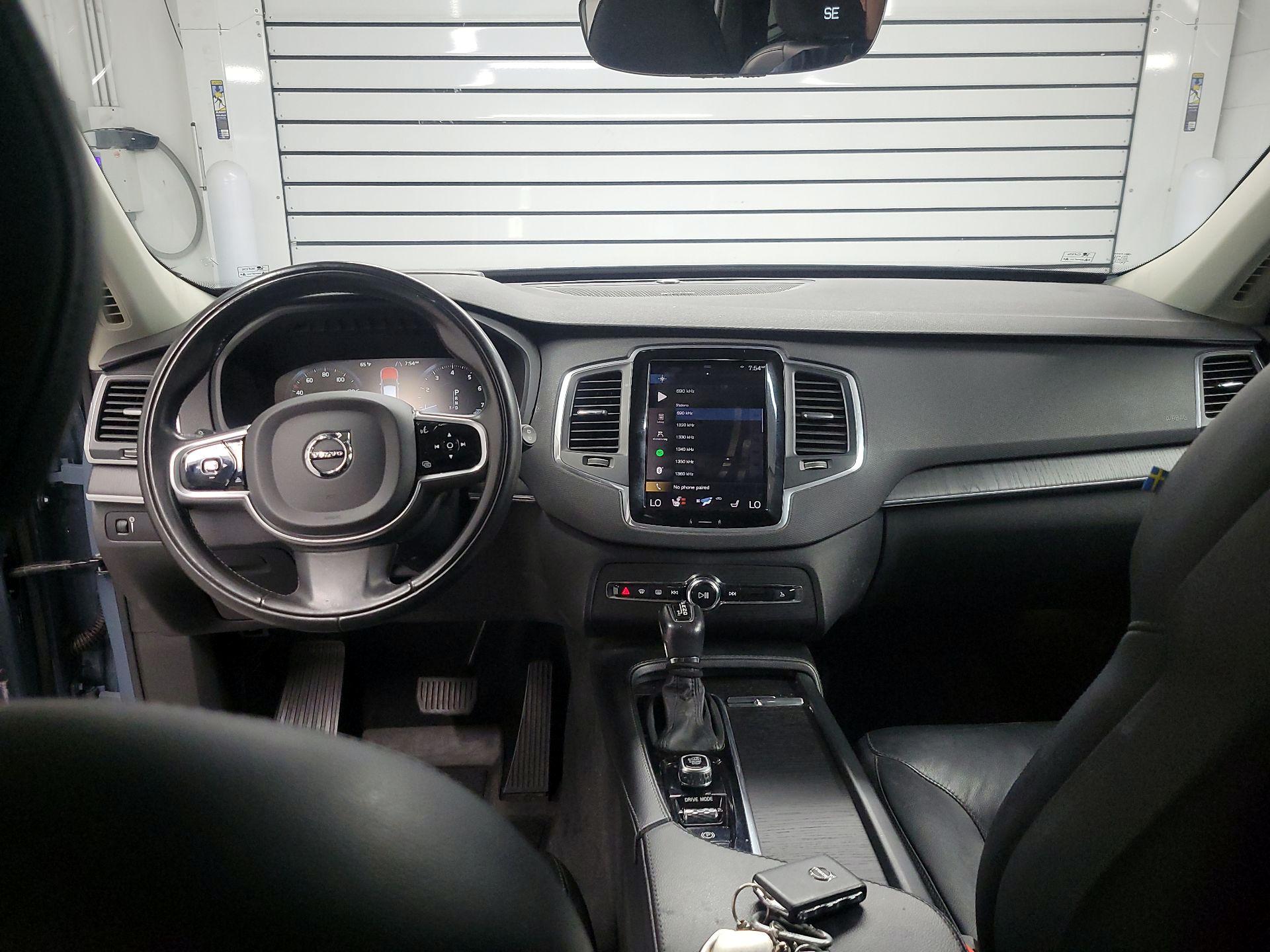 Thumbnail: 2020 Volvo XC90 - 9