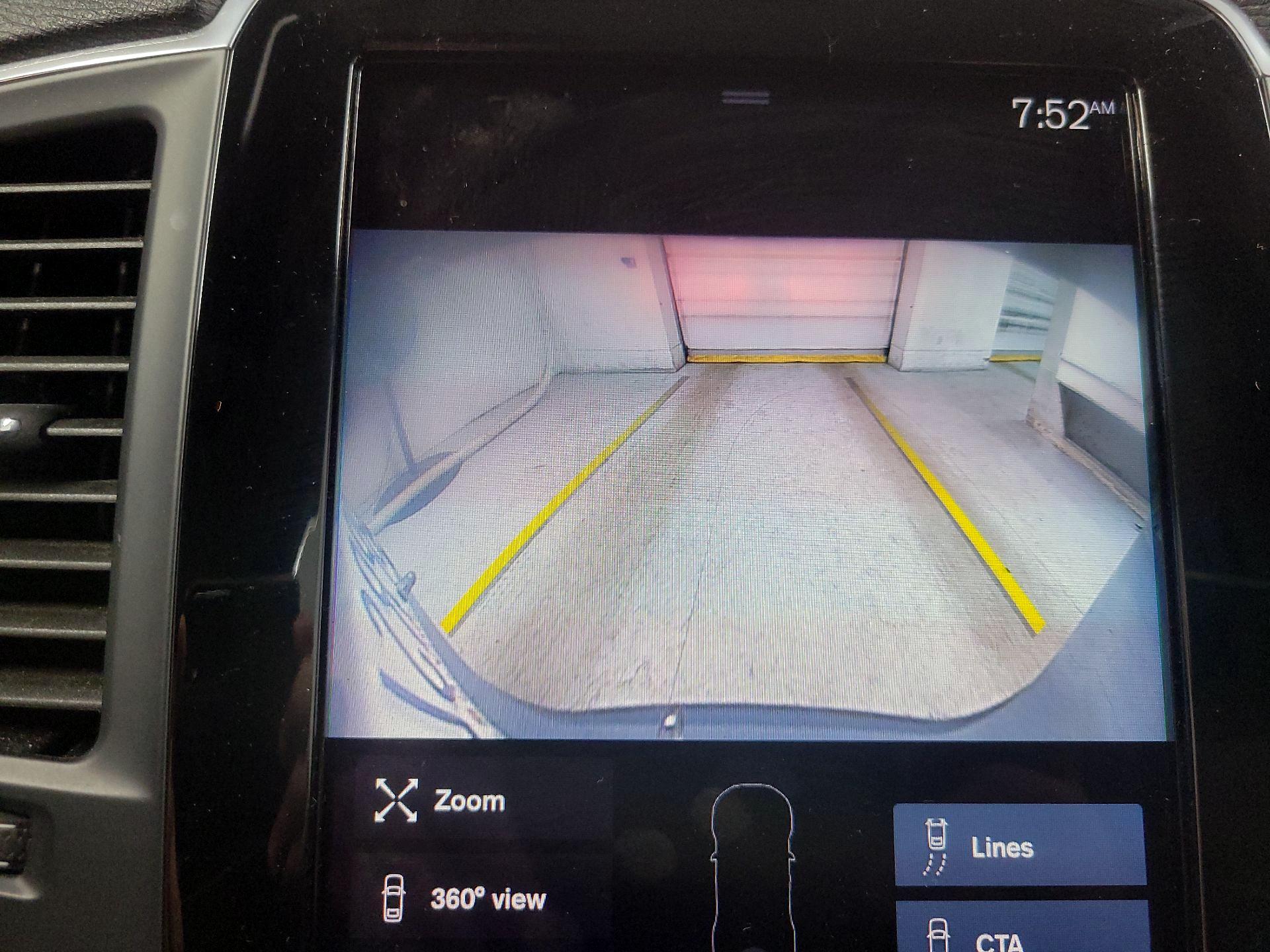 Thumbnail: 2020 Volvo XC90 - 15