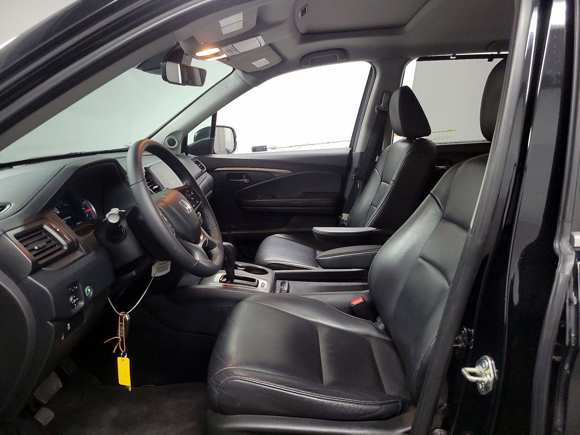 Thumbnail: 2020 Honda Pilot - 11