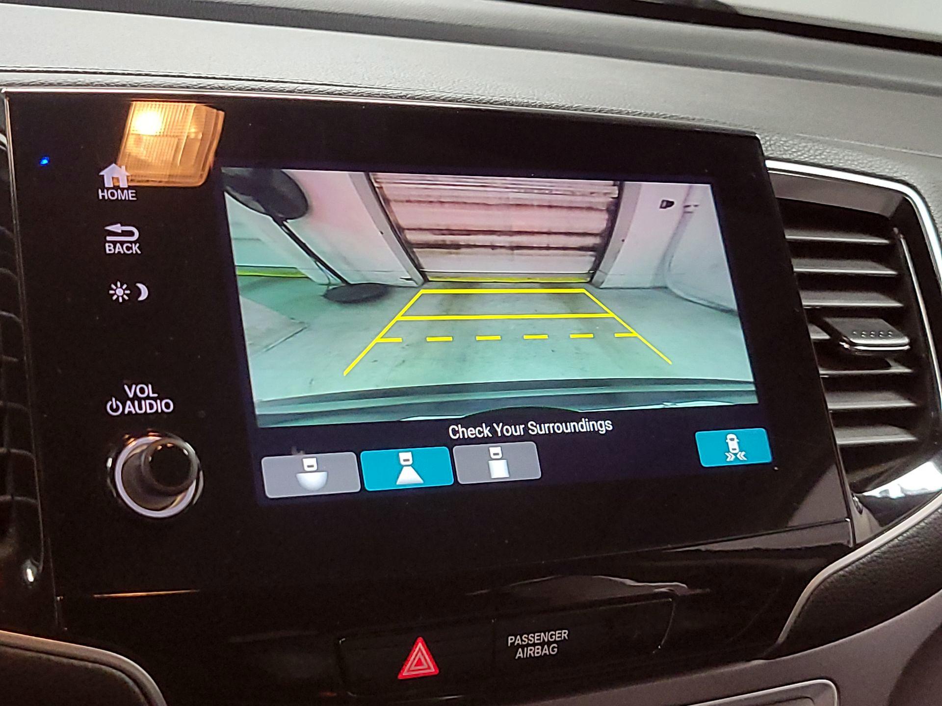 Thumbnail: 2020 Honda Pilot - 13