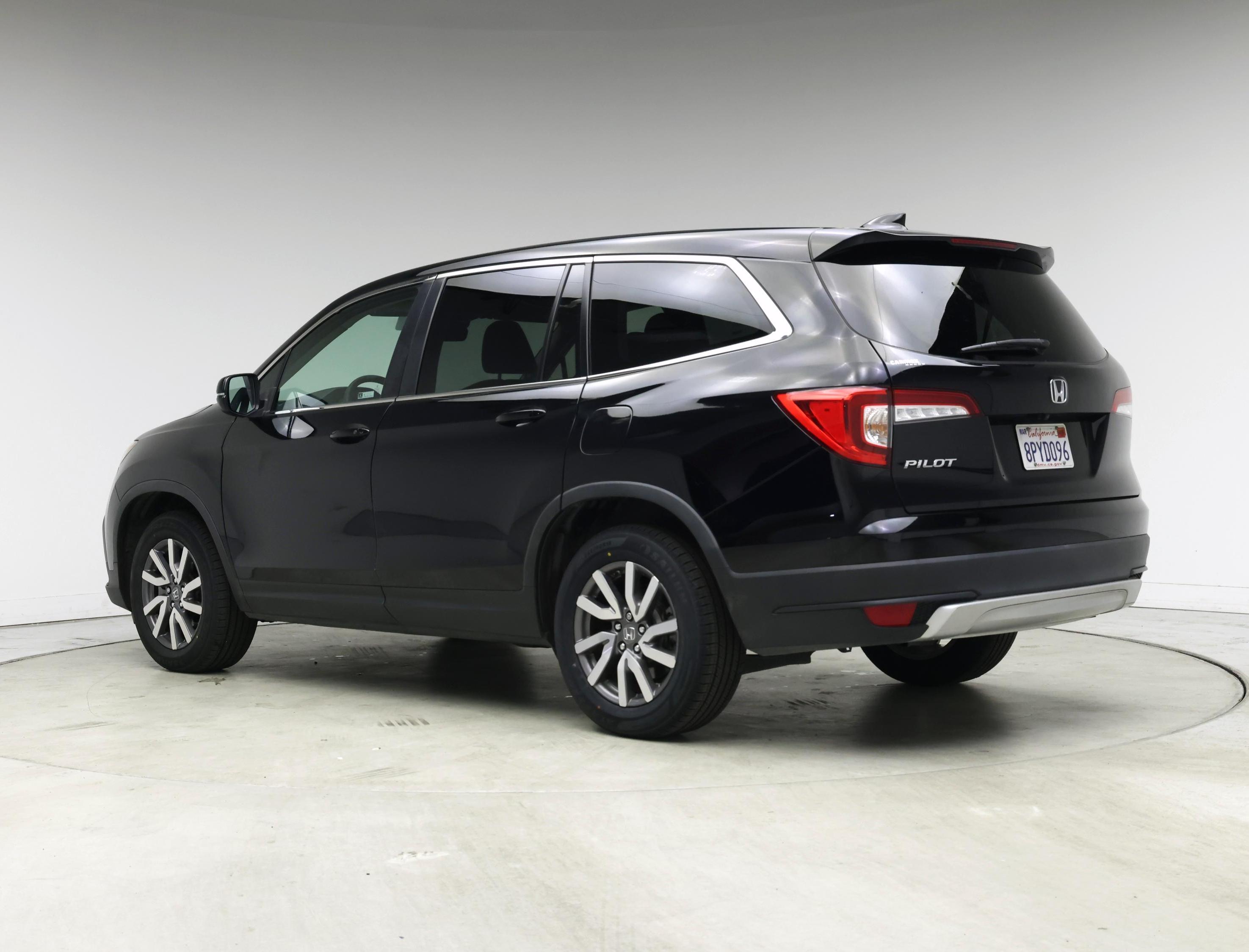 Thumbnail: 2020 Honda Pilot - 2