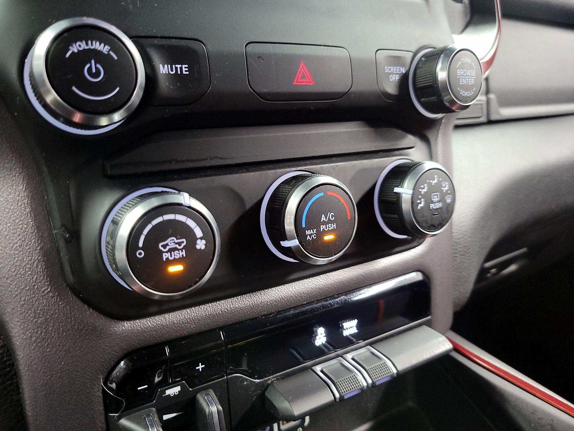 Thumbnail: 2019 RAM 1500 - 16