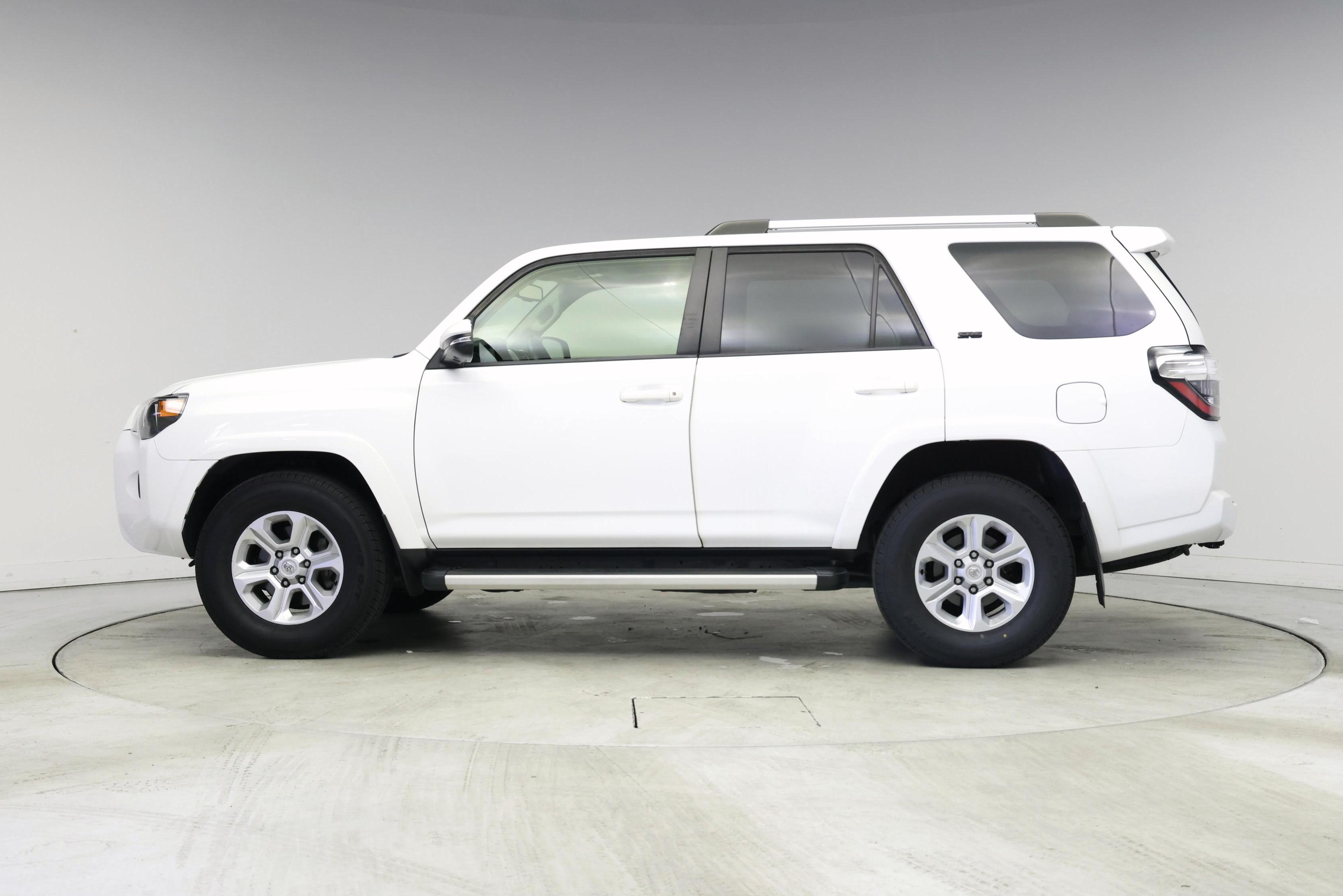 Thumbnail: 2023 Toyota 4Runner - 3