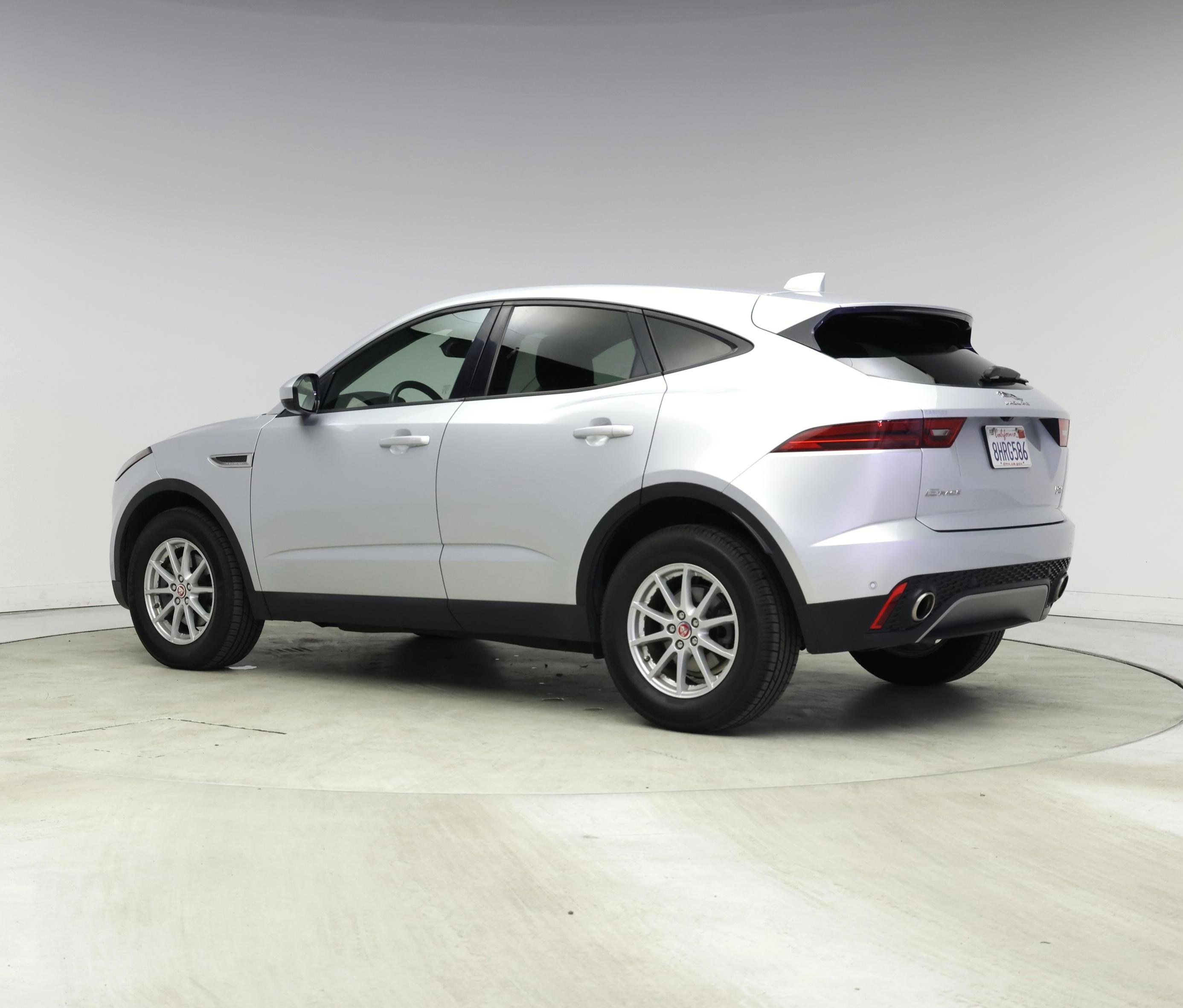 Thumbnail: 2018 Jaguar E-Pace - 2
