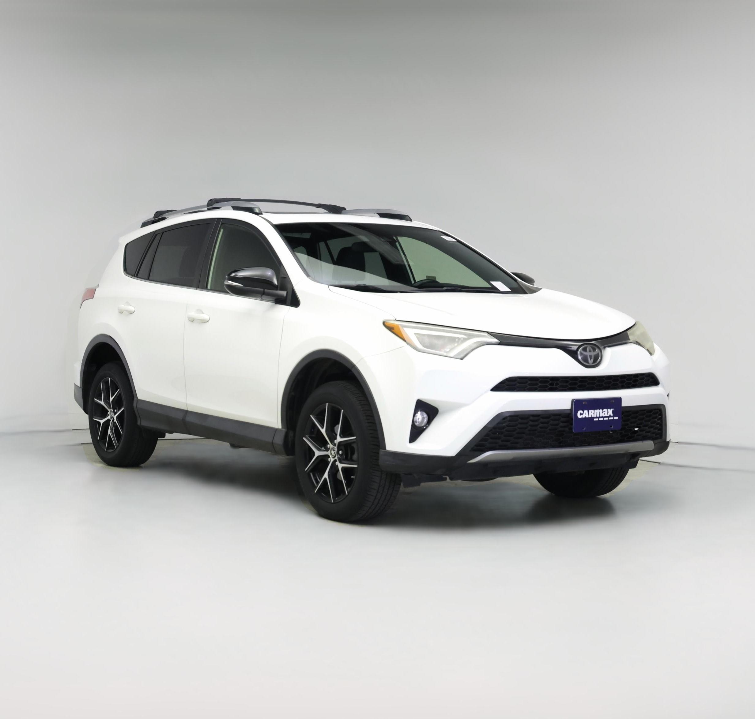 Thumbnail: 2017 Toyota RAV4 - 1