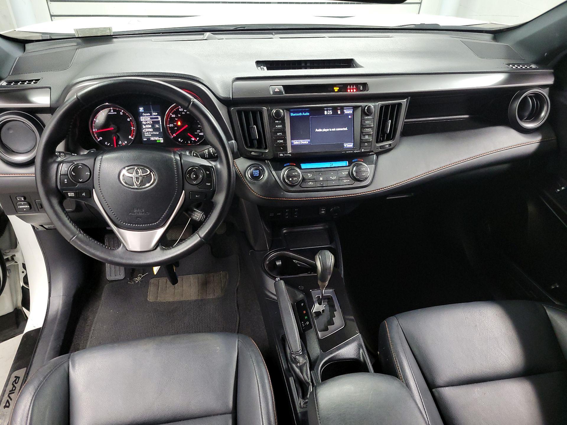 Thumbnail: 2017 Toyota RAV4 - 9