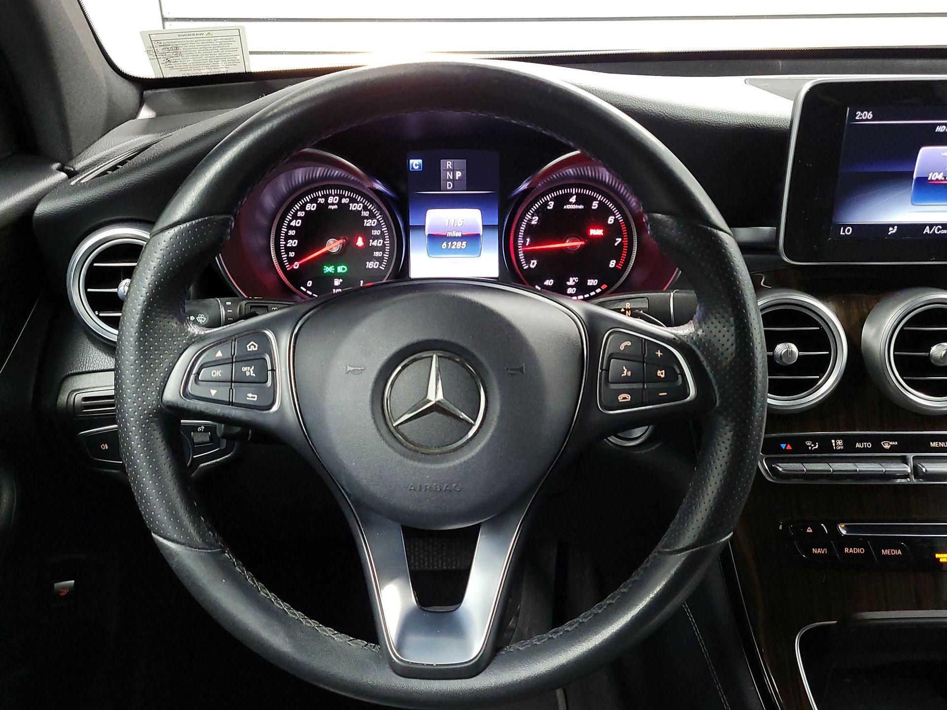 Thumbnail: 2017 Mercedes-Benz GLC - 10
