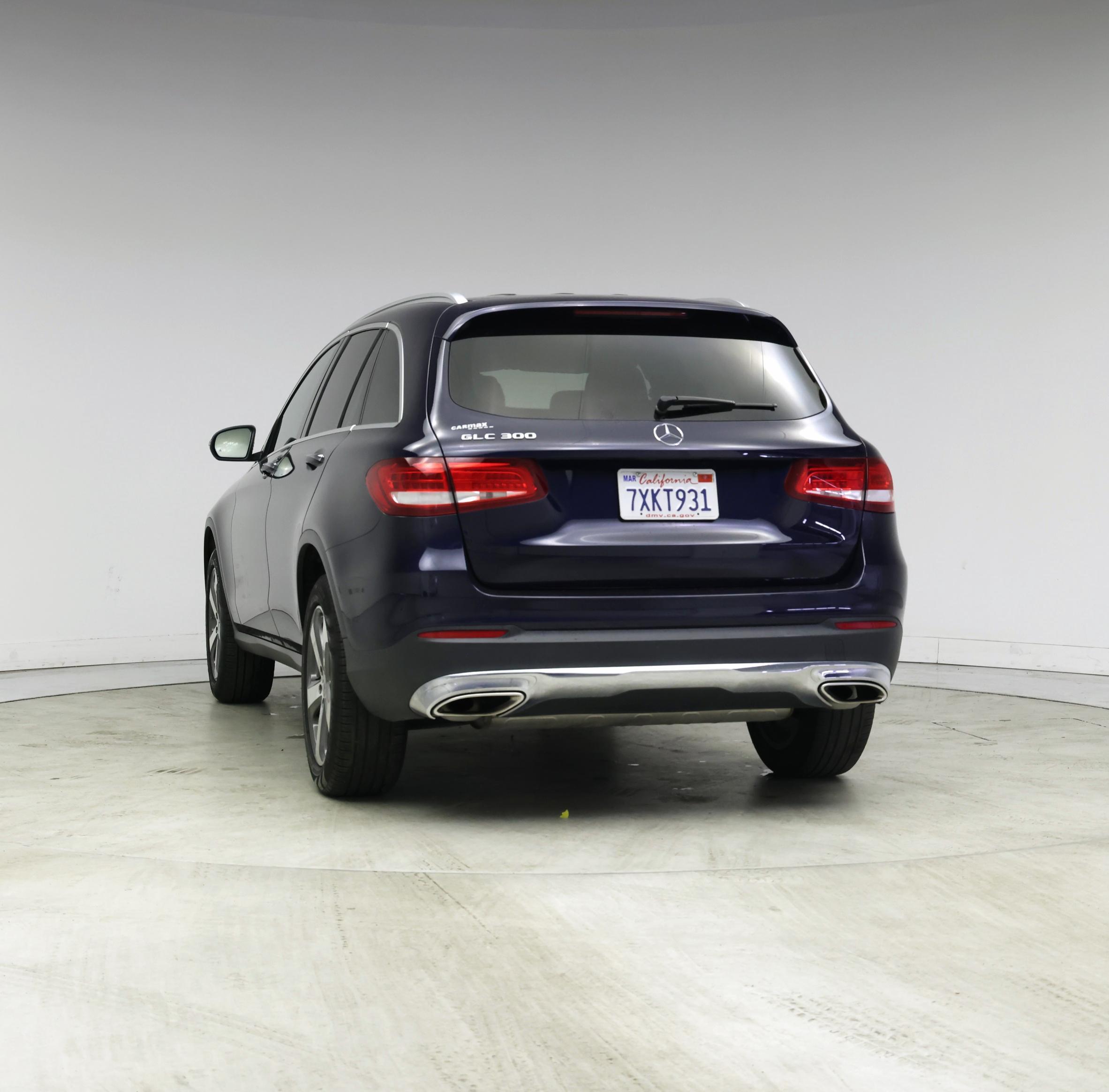 Thumbnail: 2017 Mercedes-Benz GLC - 6