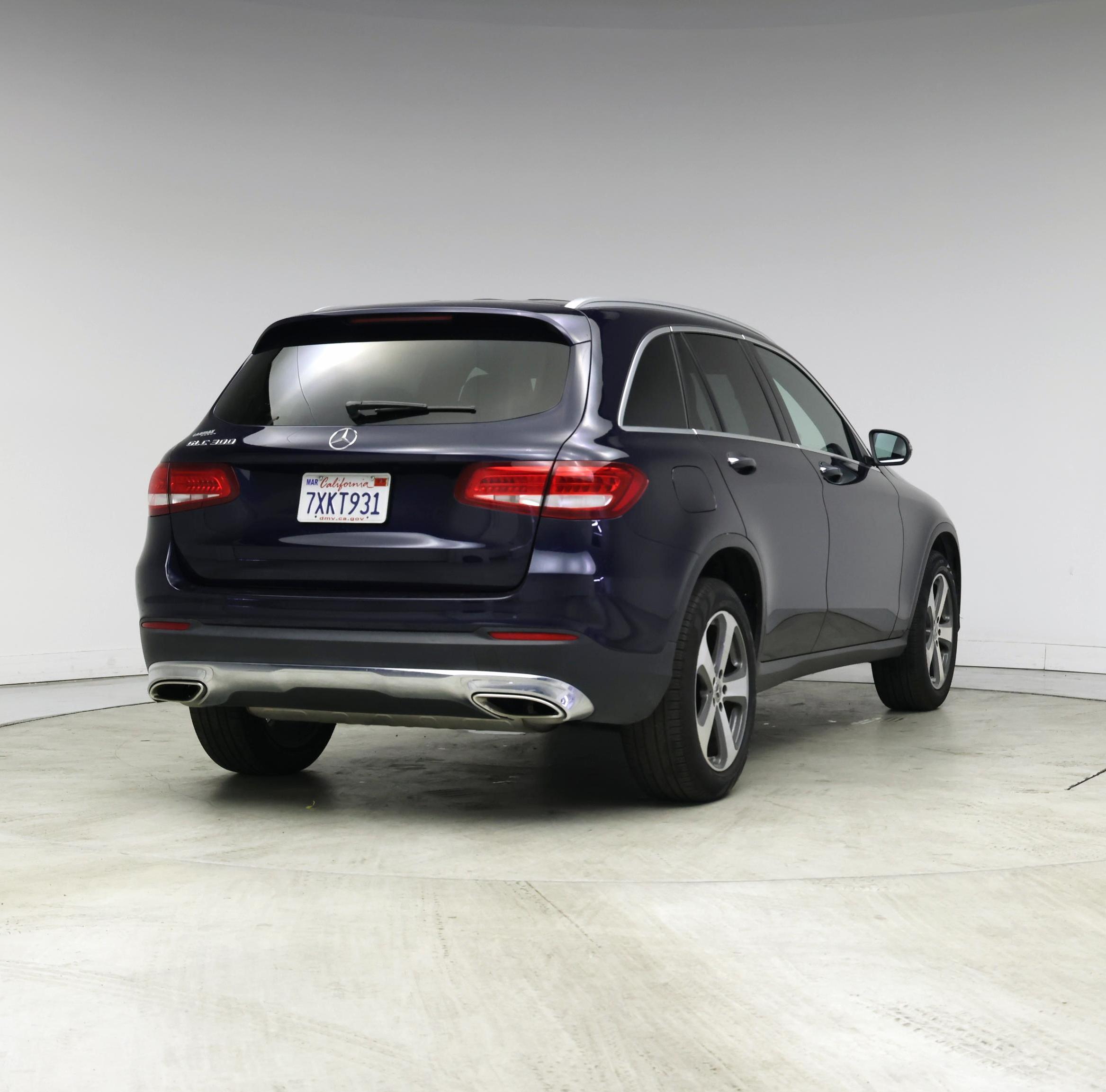 Thumbnail: 2017 Mercedes-Benz GLC - 8