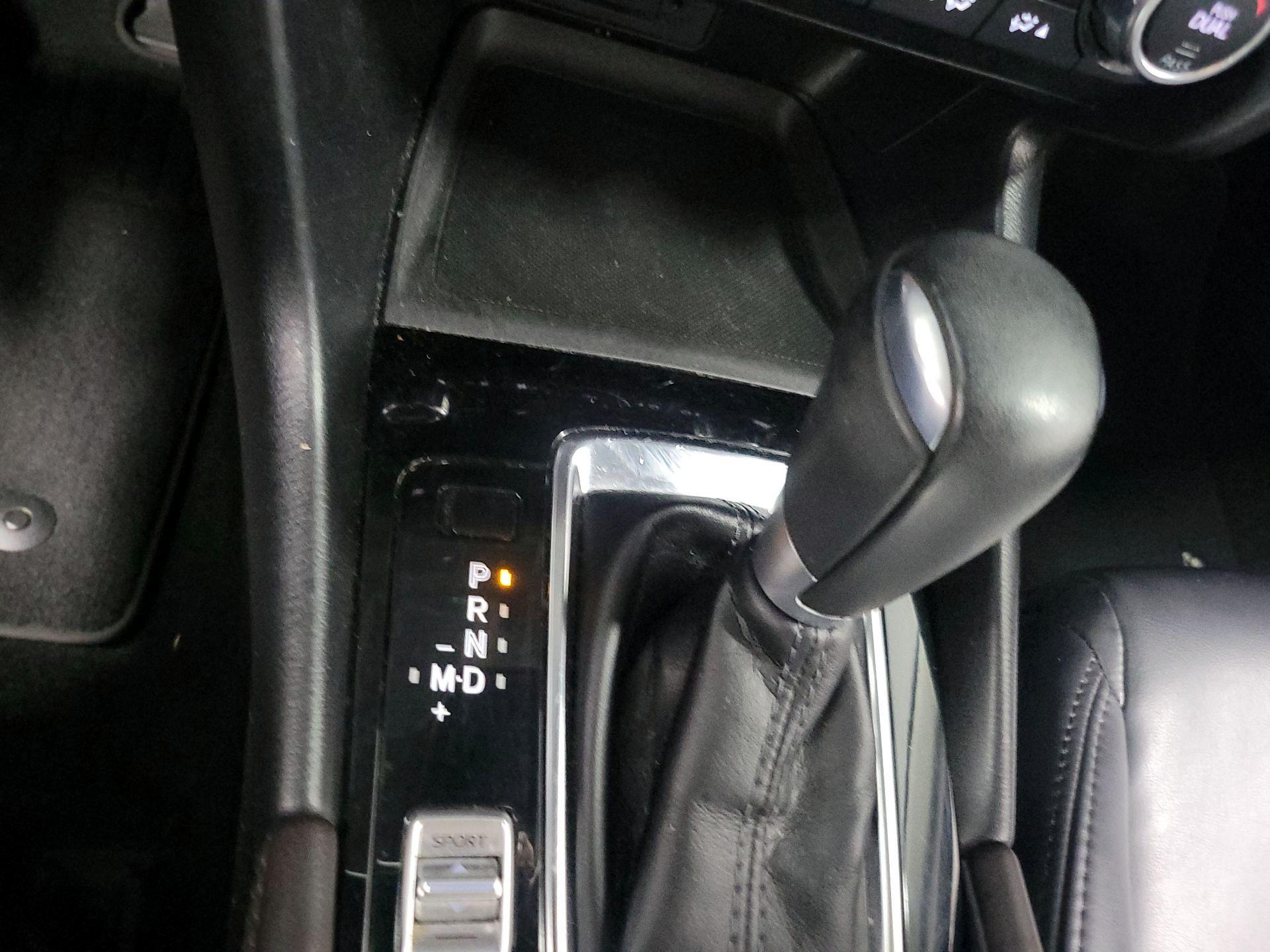 Thumbnail: 2018 Mazda Mazda3 - 16