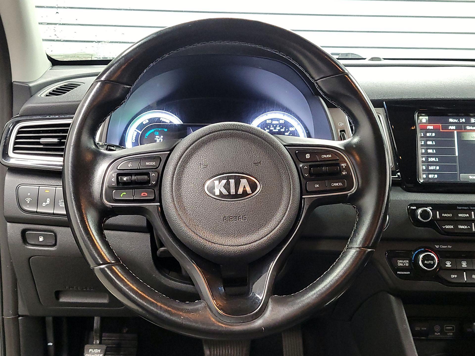 Thumbnail: 2018 Kia Niro - 10