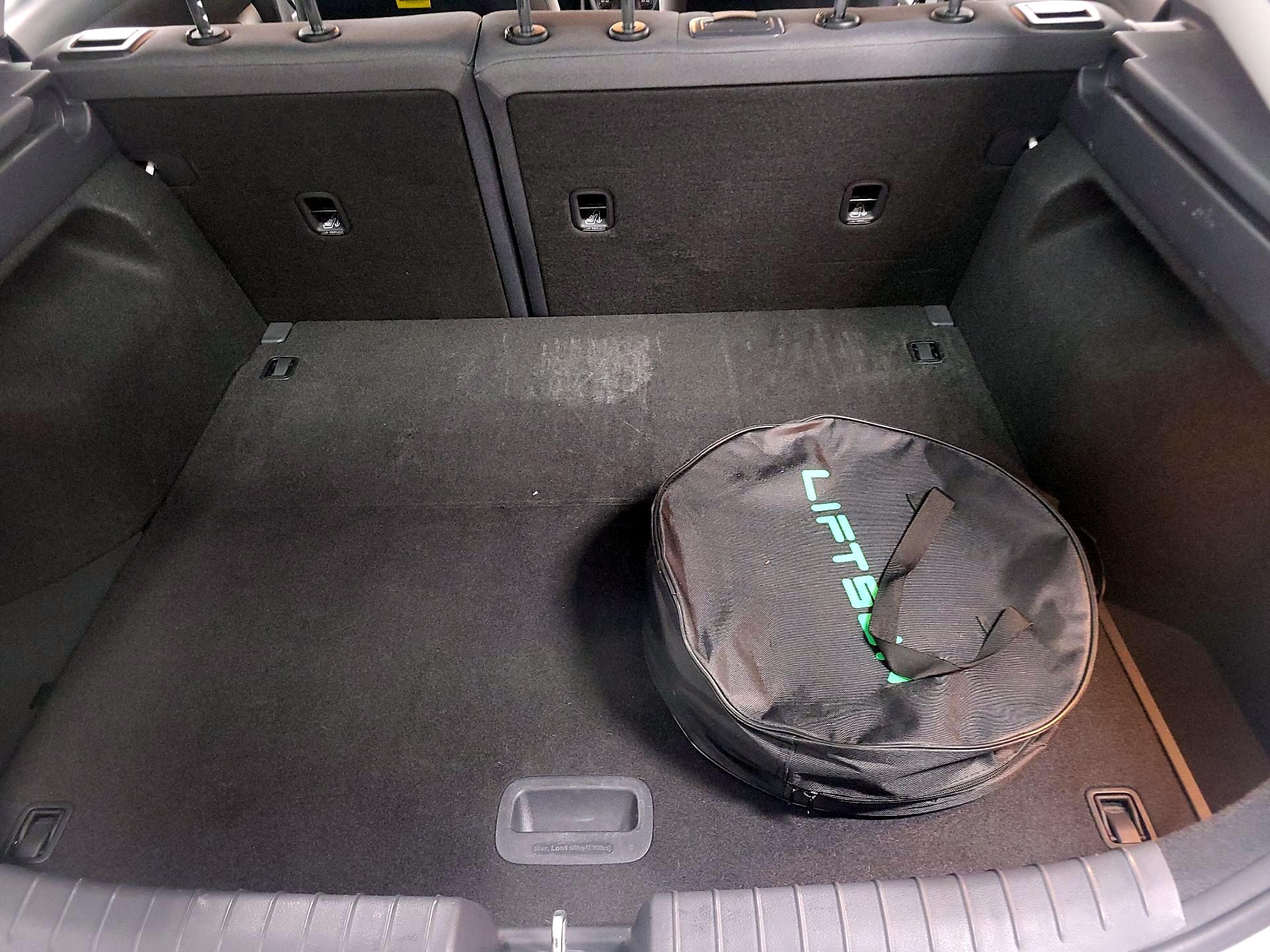 Thumbnail: 2021 Hyundai Ioniq - 17