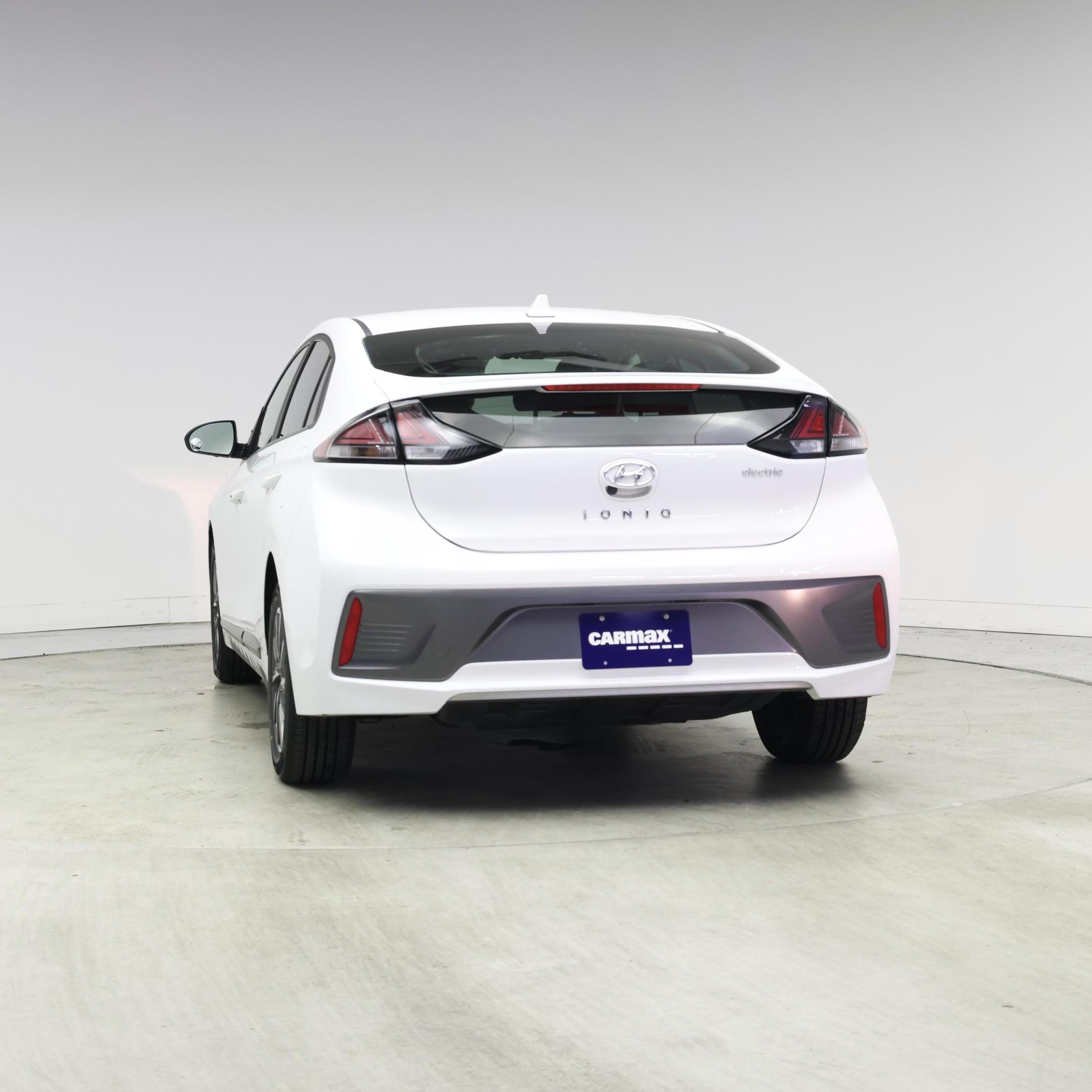 Thumbnail: 2021 Hyundai Ioniq - 6