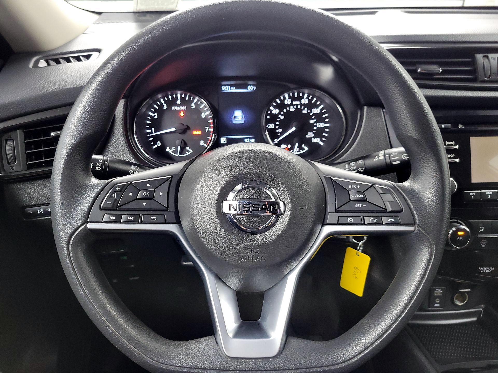 Thumbnail: 2017 Nissan Rogue - 10