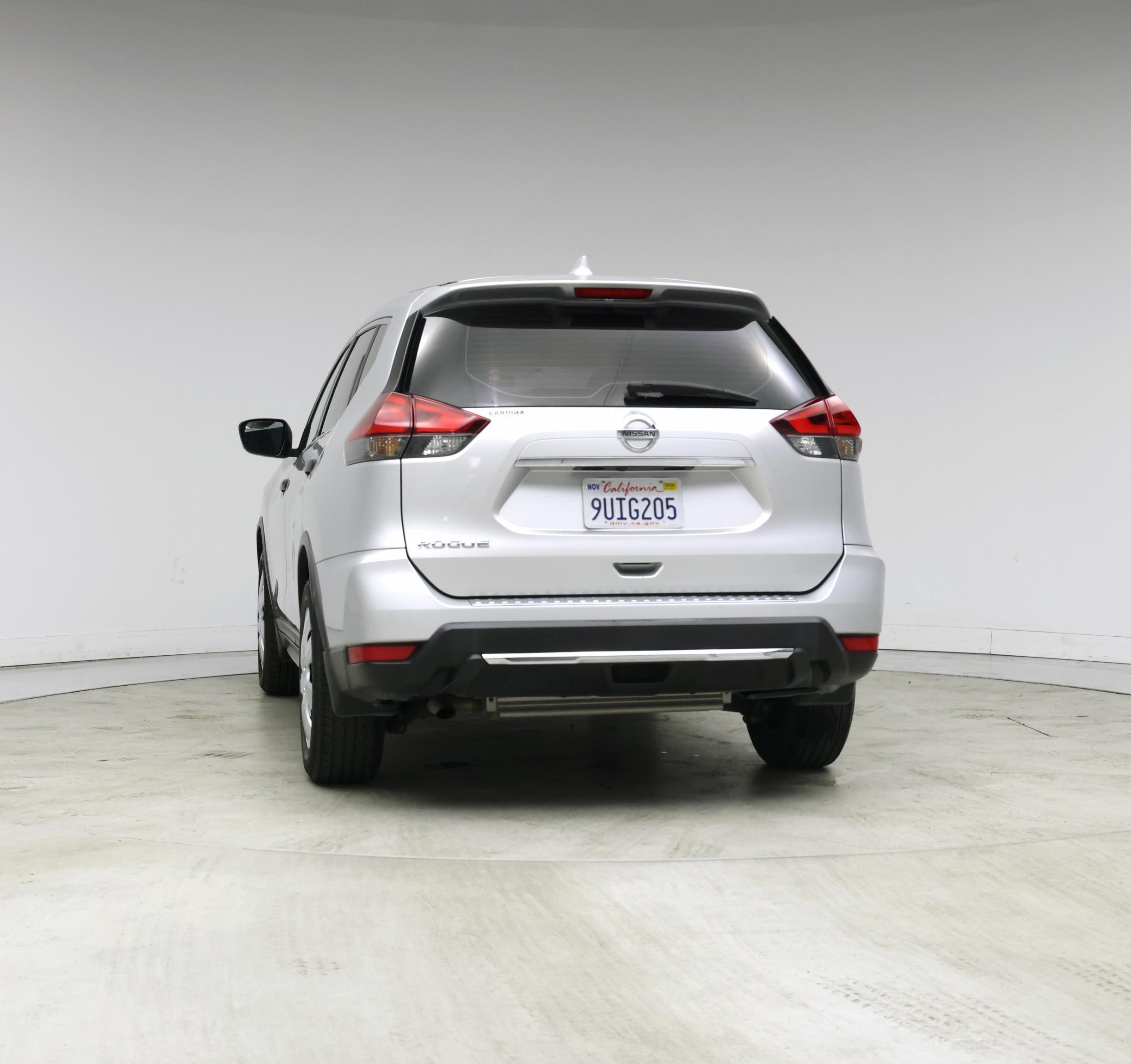 Thumbnail: 2017 Nissan Rogue - 6