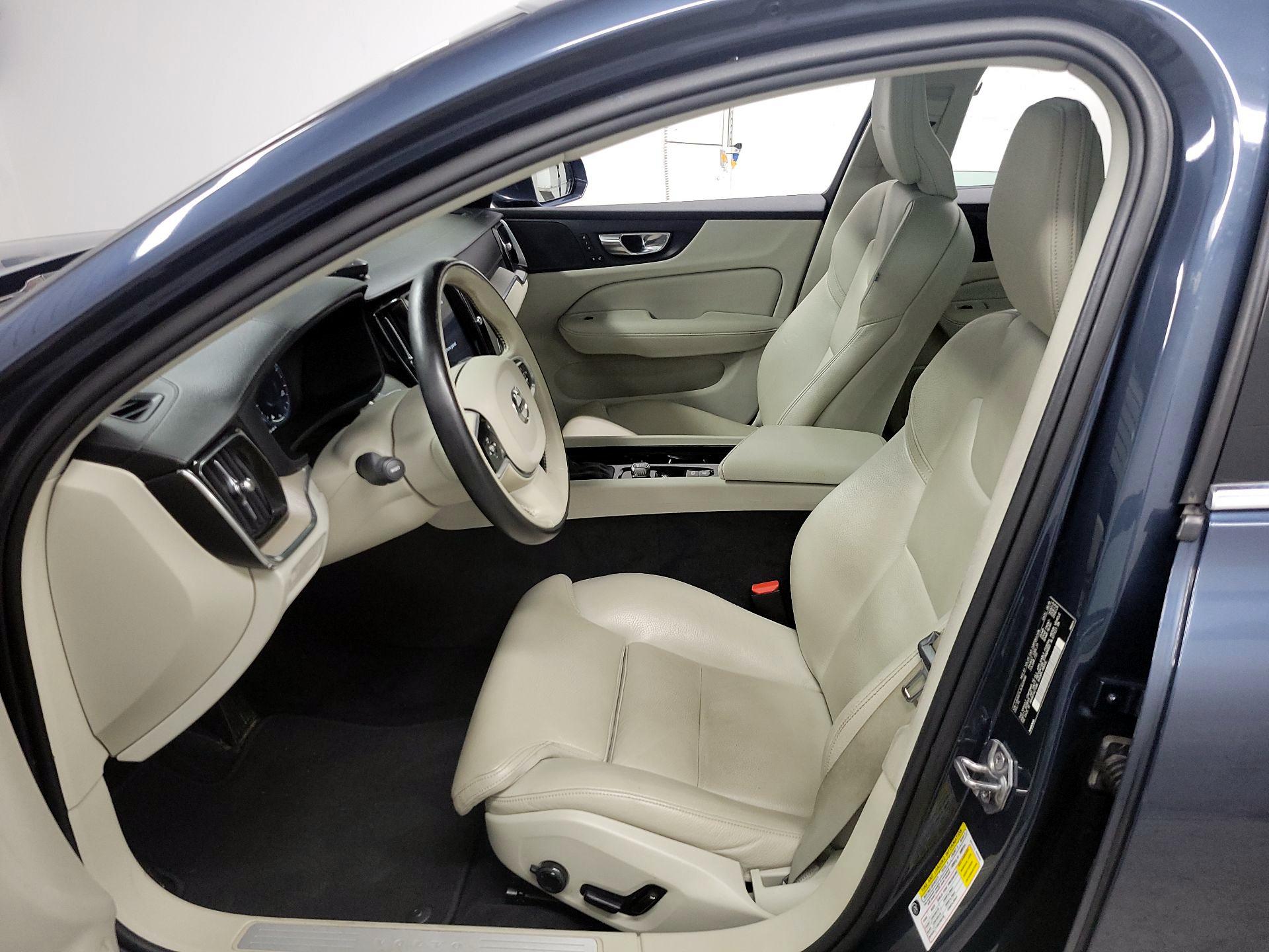 Thumbnail: 2020 Volvo S60 - 11