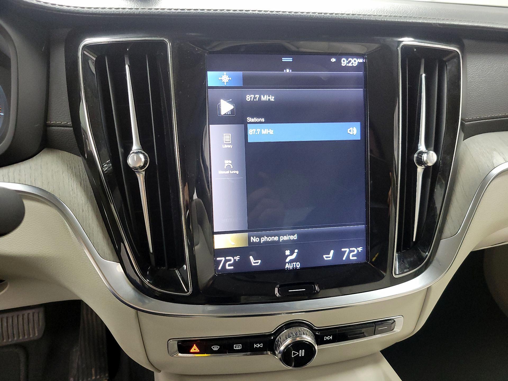 Thumbnail: 2020 Volvo S60 - 16