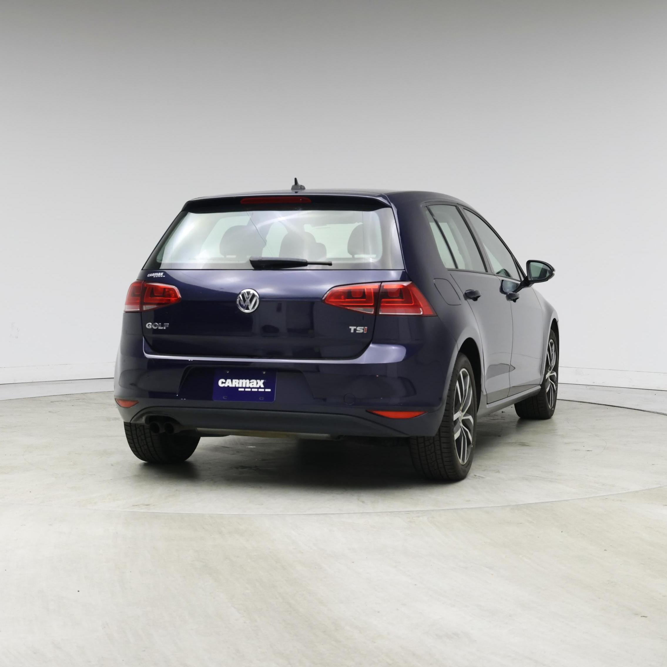 Thumbnail: 2015 Volkswagen Golf - 8