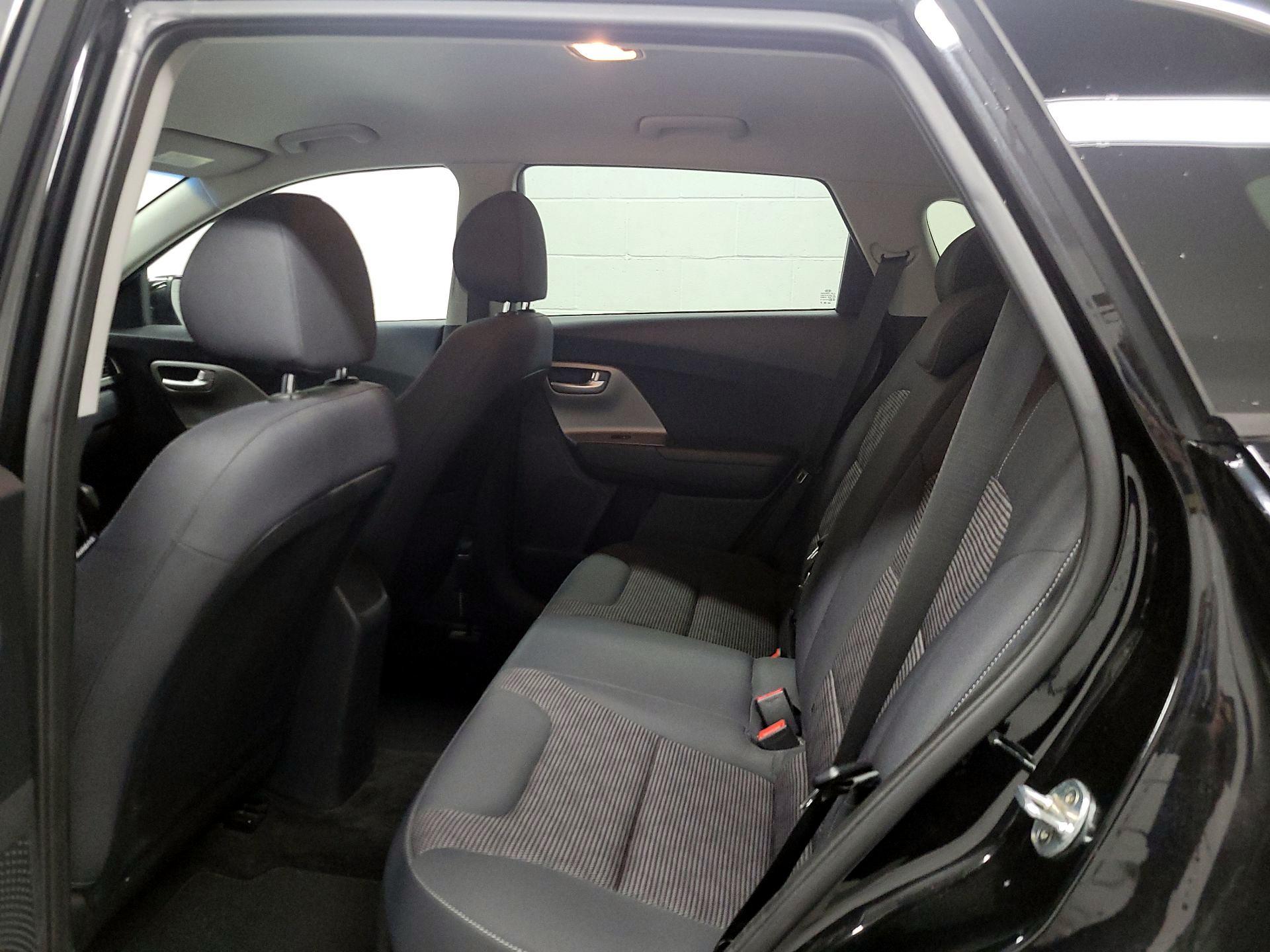 Thumbnail: 2019 Kia Niro - 17