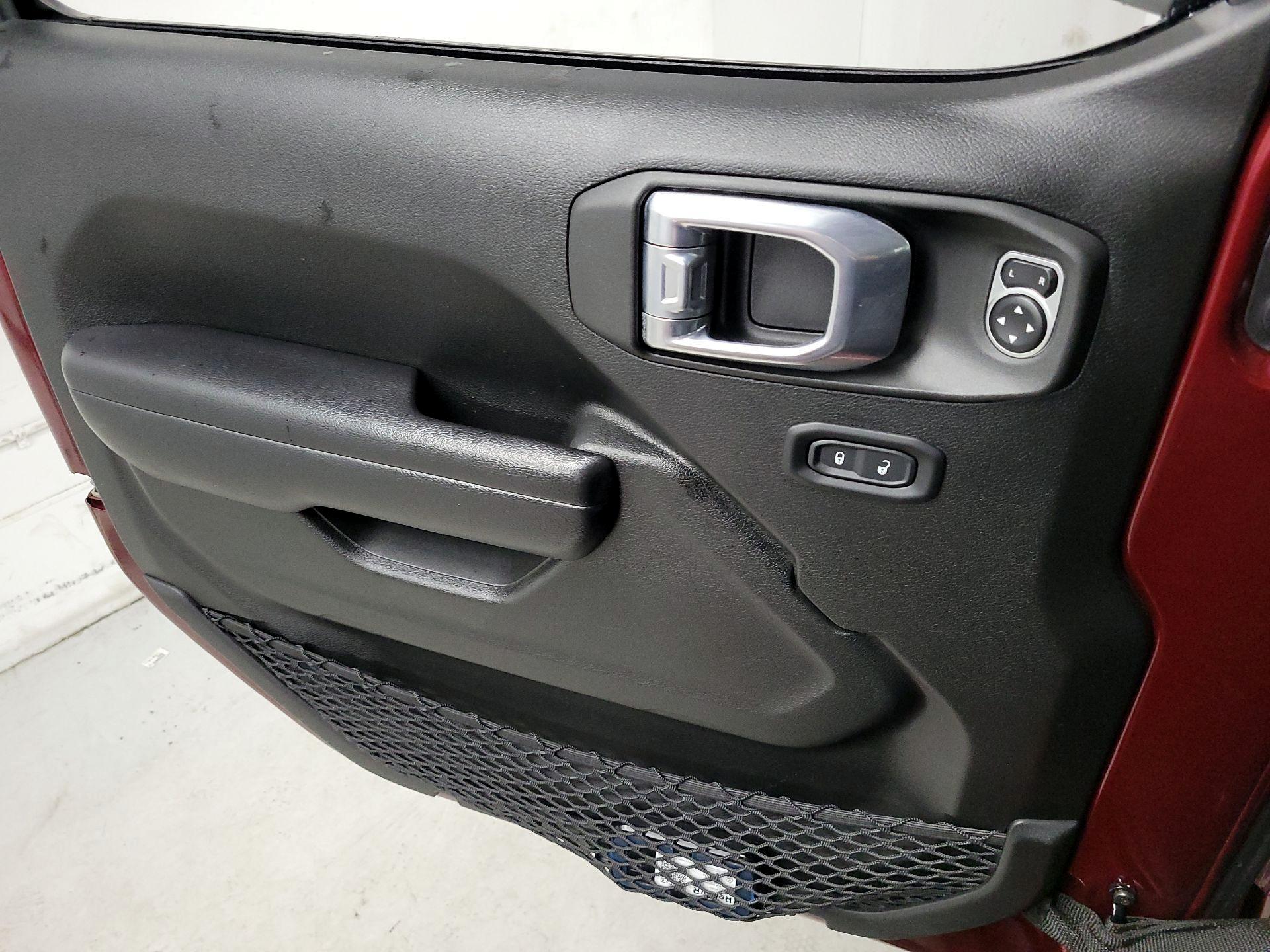 Thumbnail: 2021 Jeep Wrangler - 12