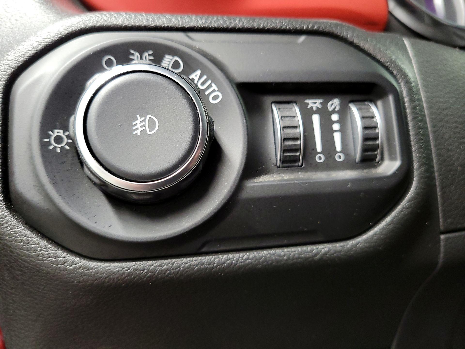 Thumbnail: 2021 Jeep Wrangler - 13